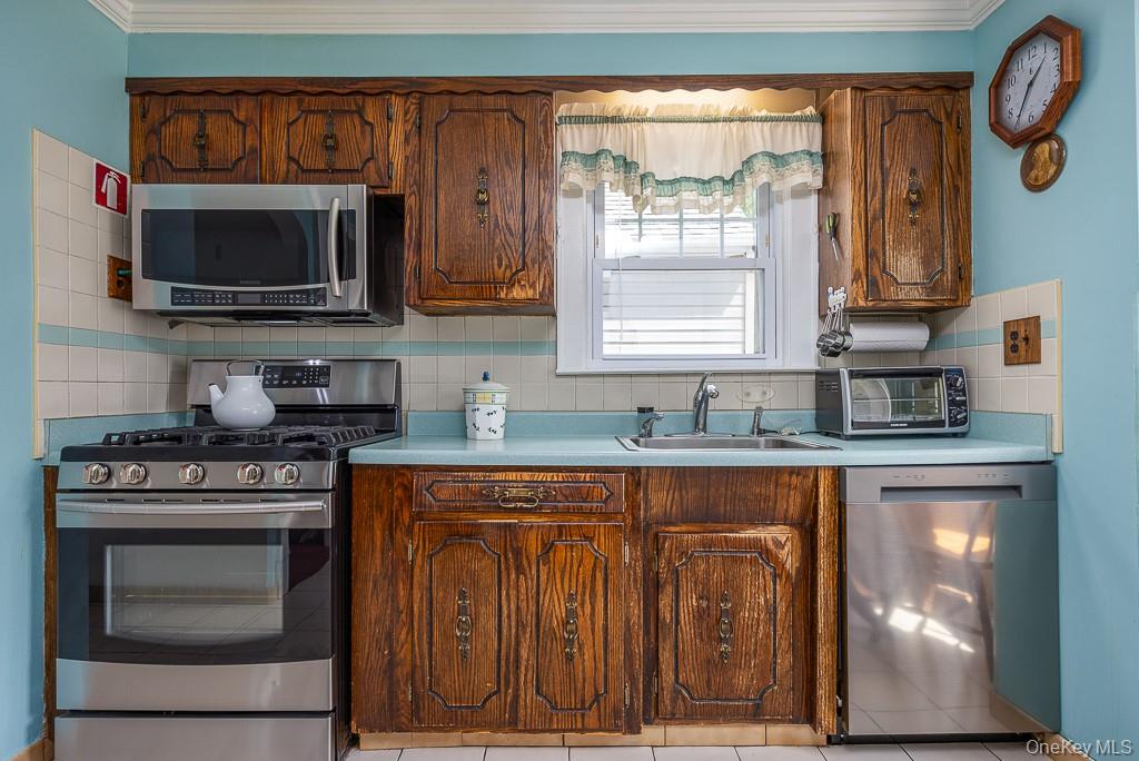 165 Forest Avenue, Pearl River, NY 10965