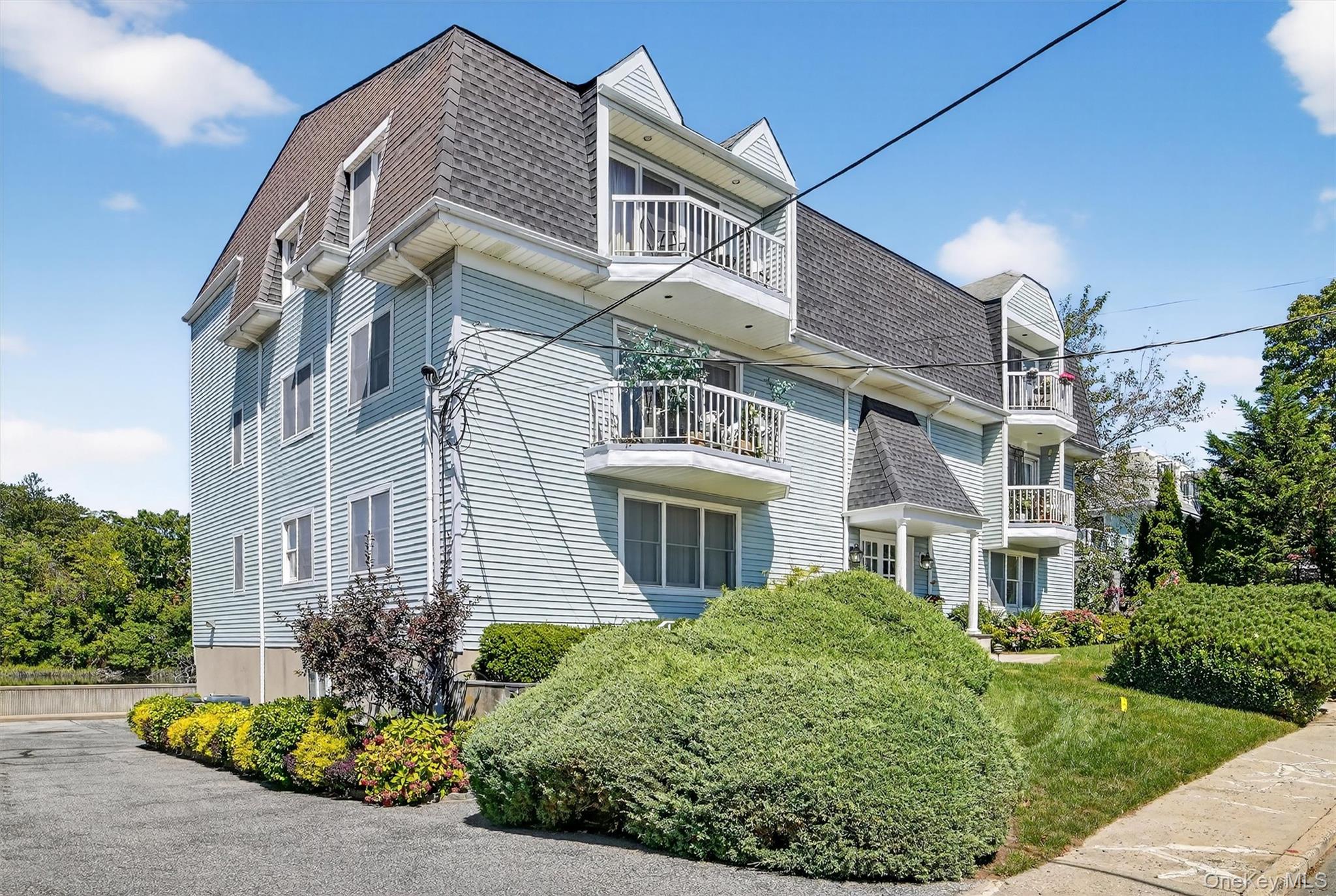 37 Harbor Lane # 2A, New Rochelle, NY 10805