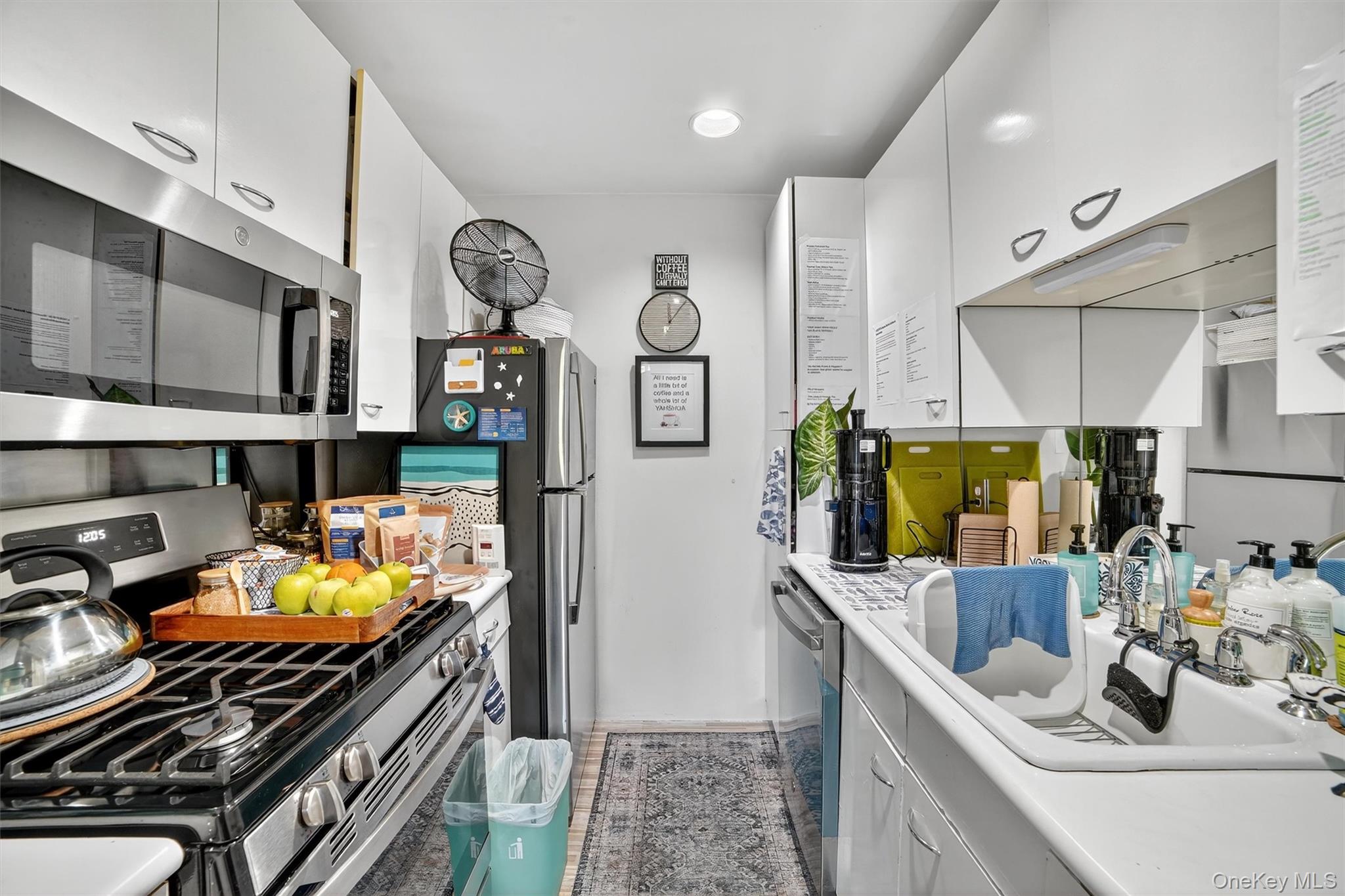 37 Harbor Lane # 2A, New Rochelle, NY 10805