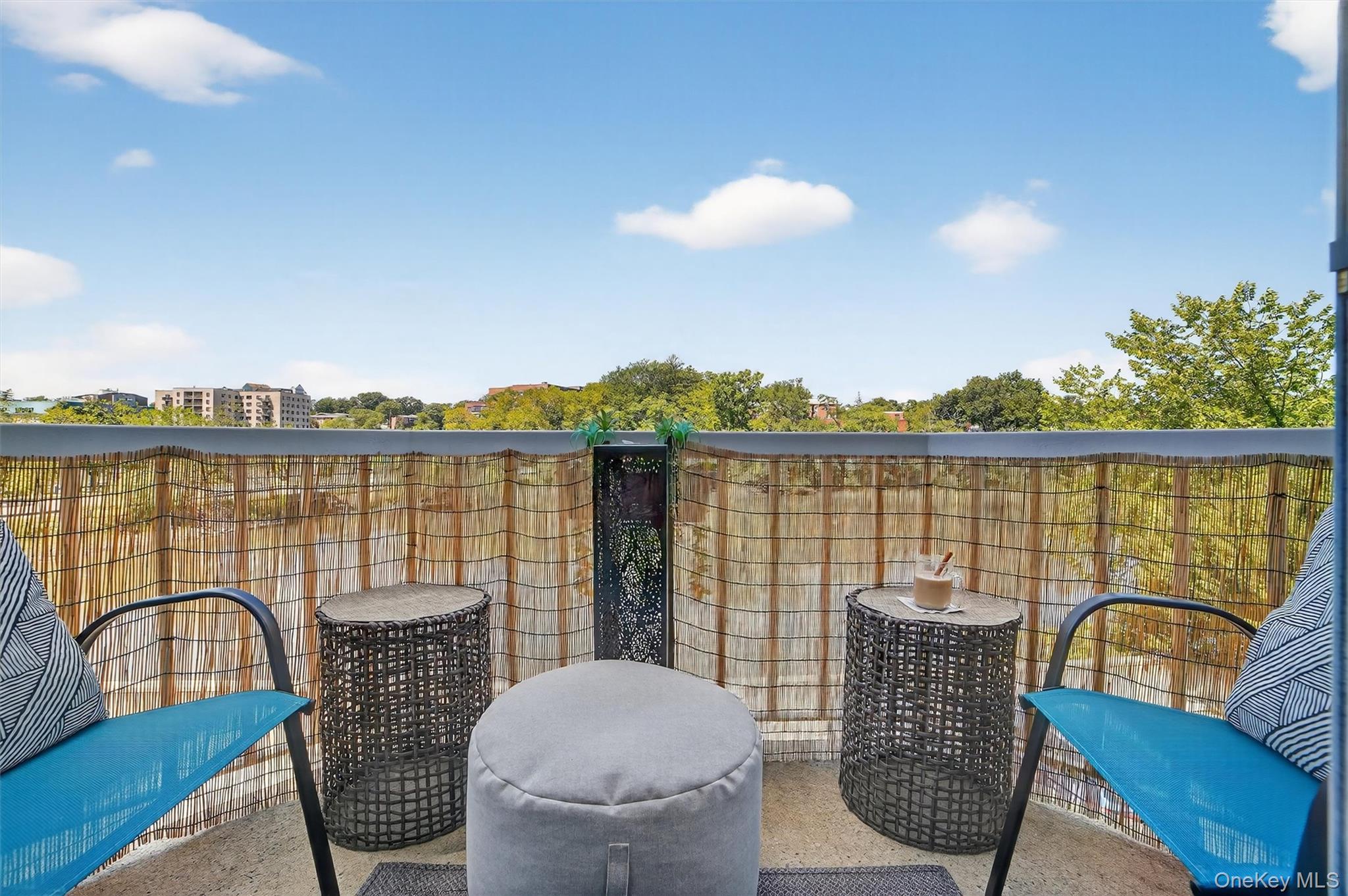 37 Harbor Lane # 2A, New Rochelle, NY 10805