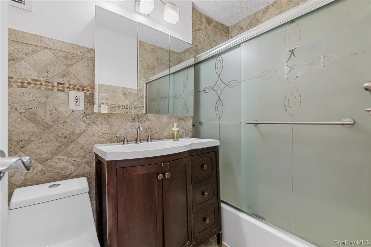 666 Shore Road # 3A, Long Beach, NY 11561