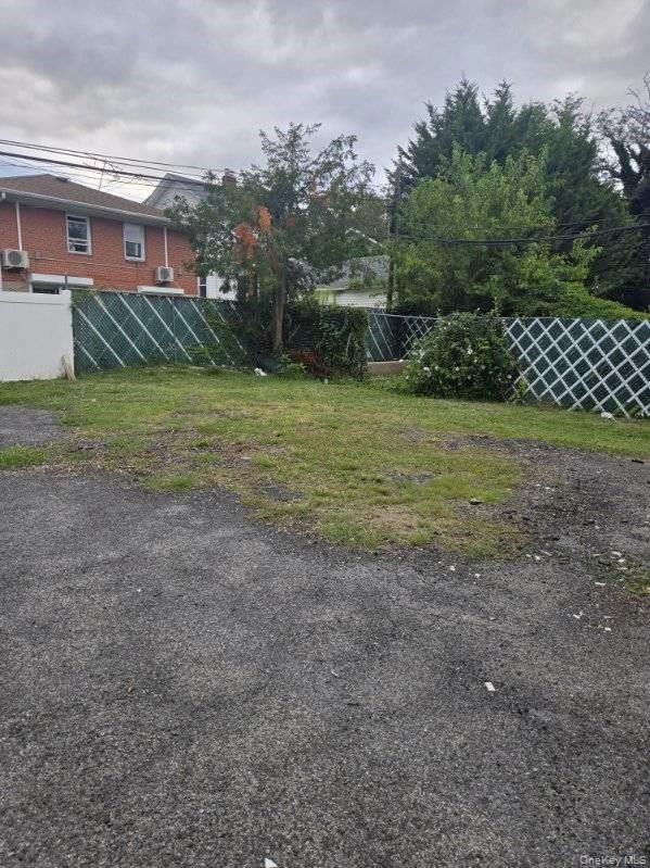 3412 192nd Street, Flushing, NY 11358