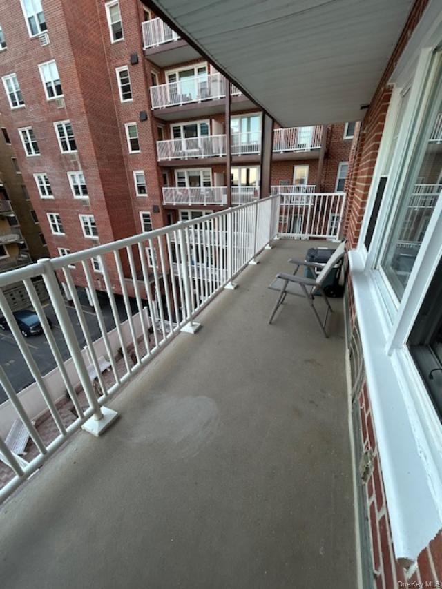 666 Shore Rd # 3A, Long Beach, NY 11561