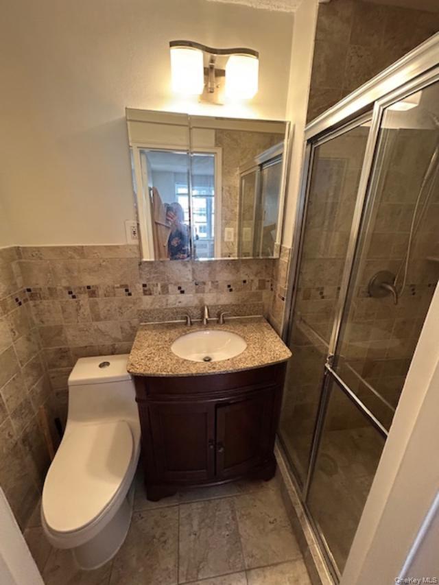 666 Shore Rd # 3A, Long Beach, NY 11561