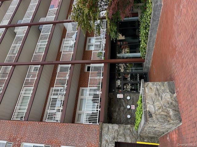 666 Shore Rd # 3A, Long Beach, NY 11561