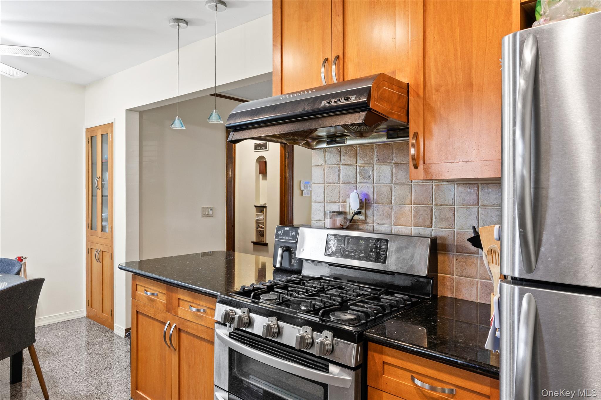 51 Stephen Avenue, New Hyde Park, NY 11040