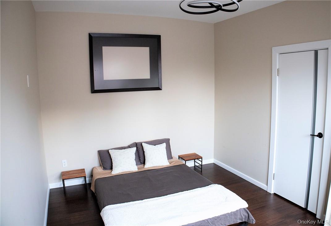 663 Locust Street # 3G, Mount Vernon, NY 10552