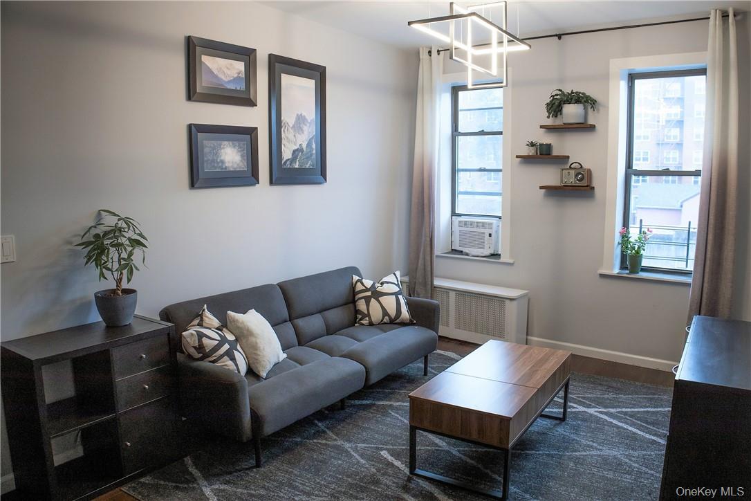 663 Locust Street # 3G, Mount Vernon, NY 10552