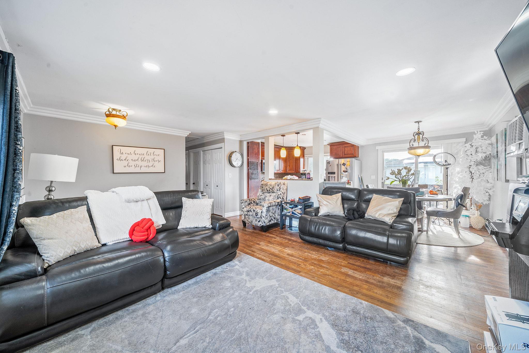 1 Ozone Place, Massapequa, NY 11758