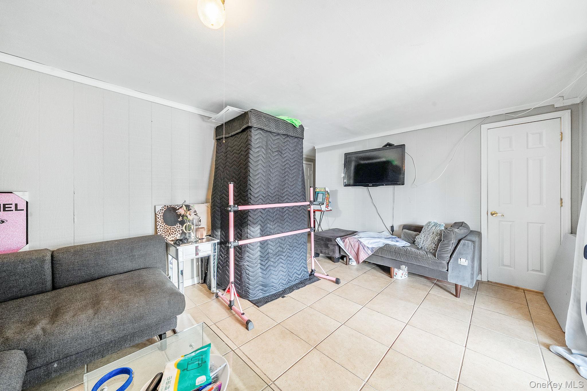 1 Ozone Place, Massapequa, NY 11758