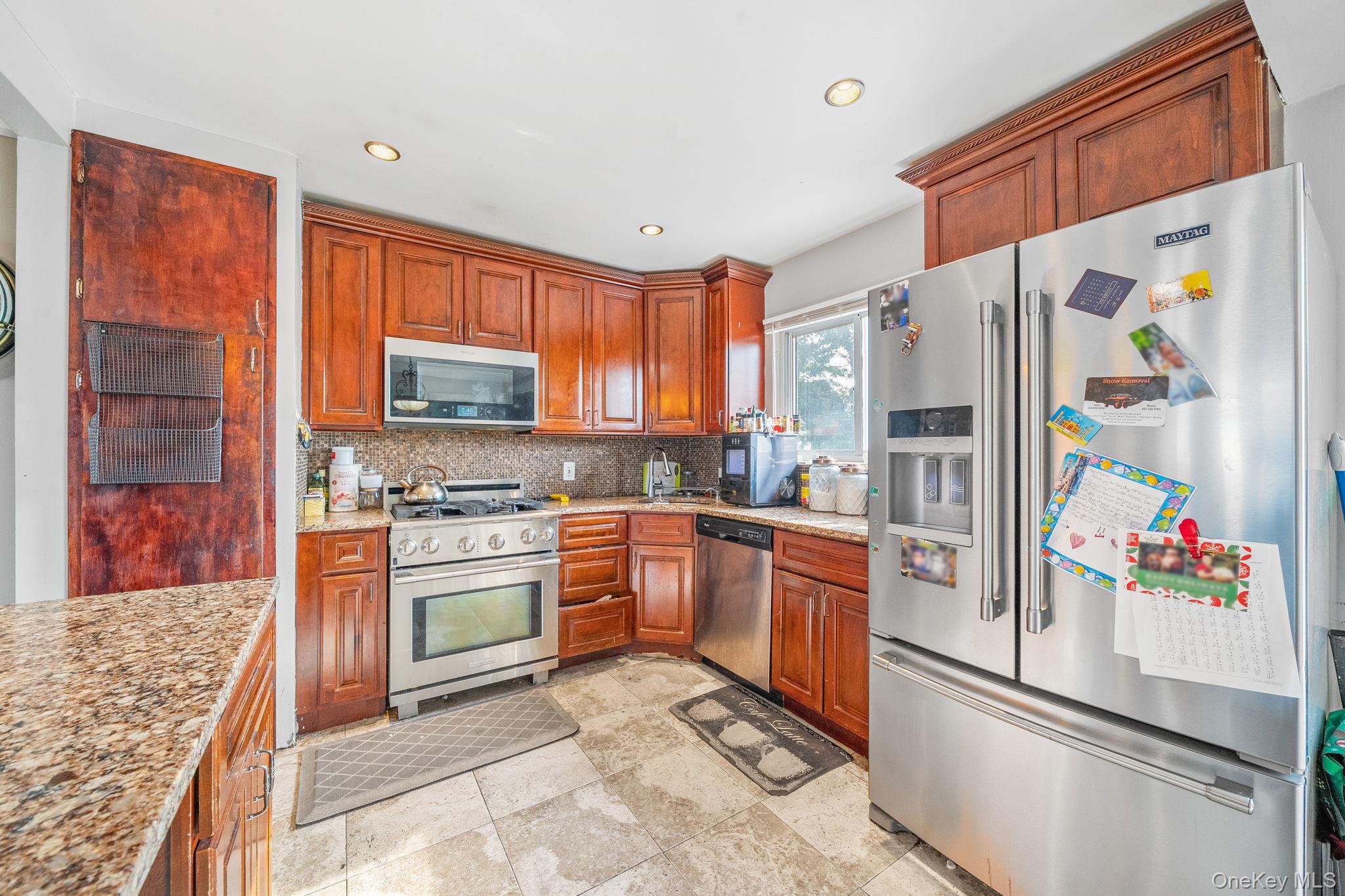 1 Ozone Place, Massapequa, NY 11758