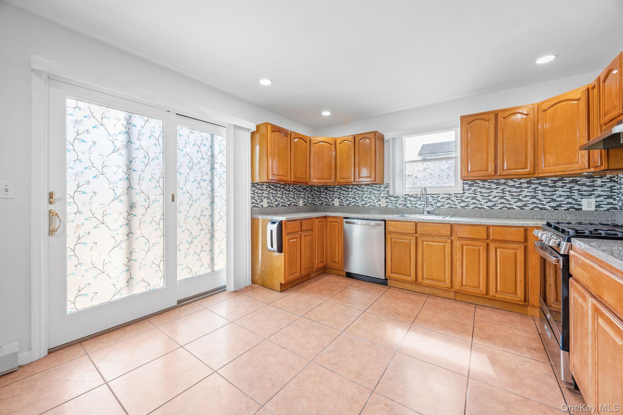 221-18 91st Road, Queens Village, NY 11428