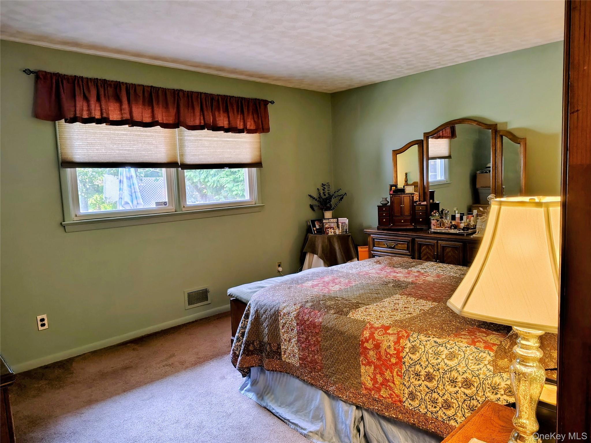 5 Hirsch Drive, Garnerville, NY 10923