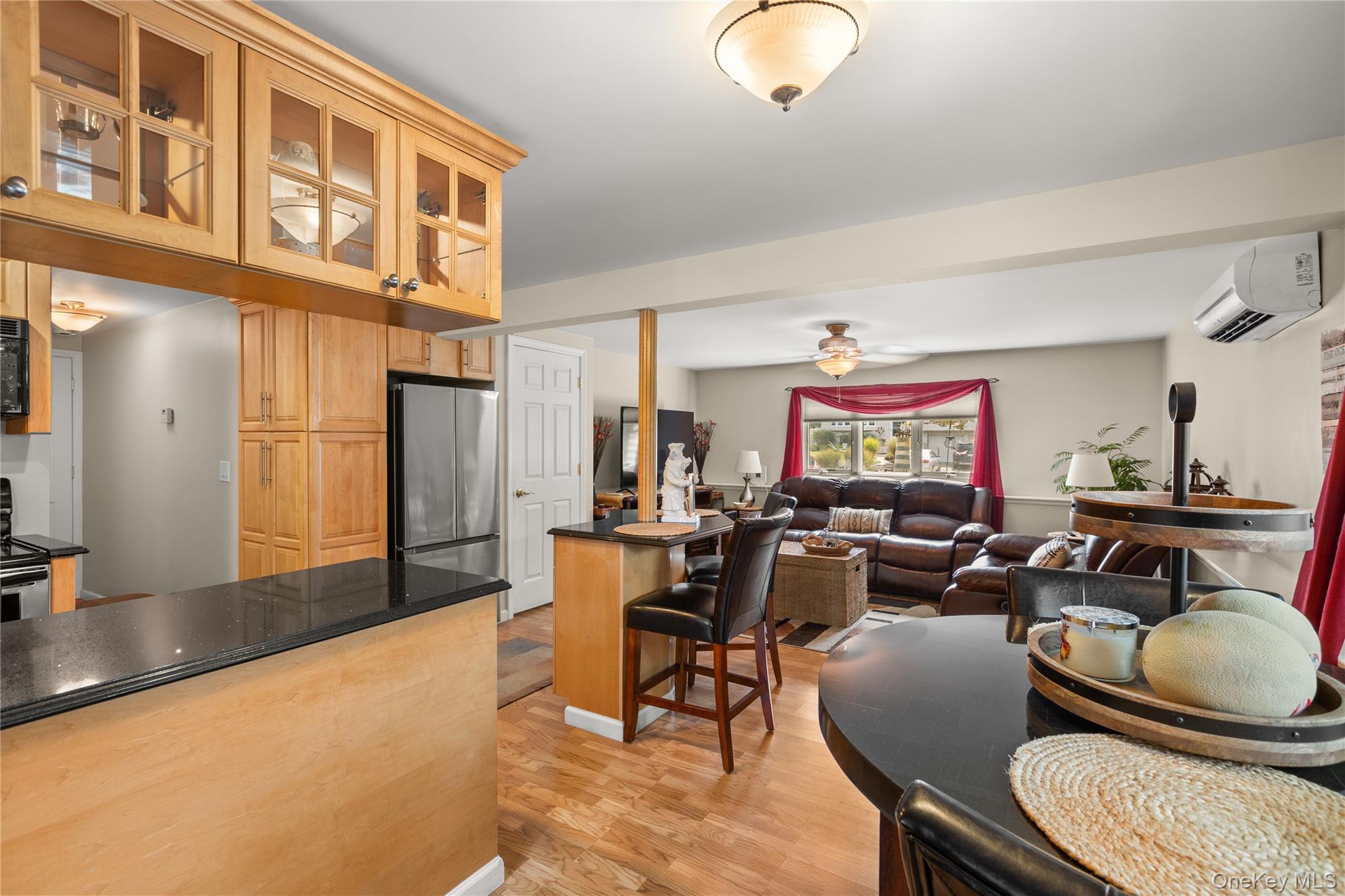 43 Tracy Lane, East Islip, NY 11730