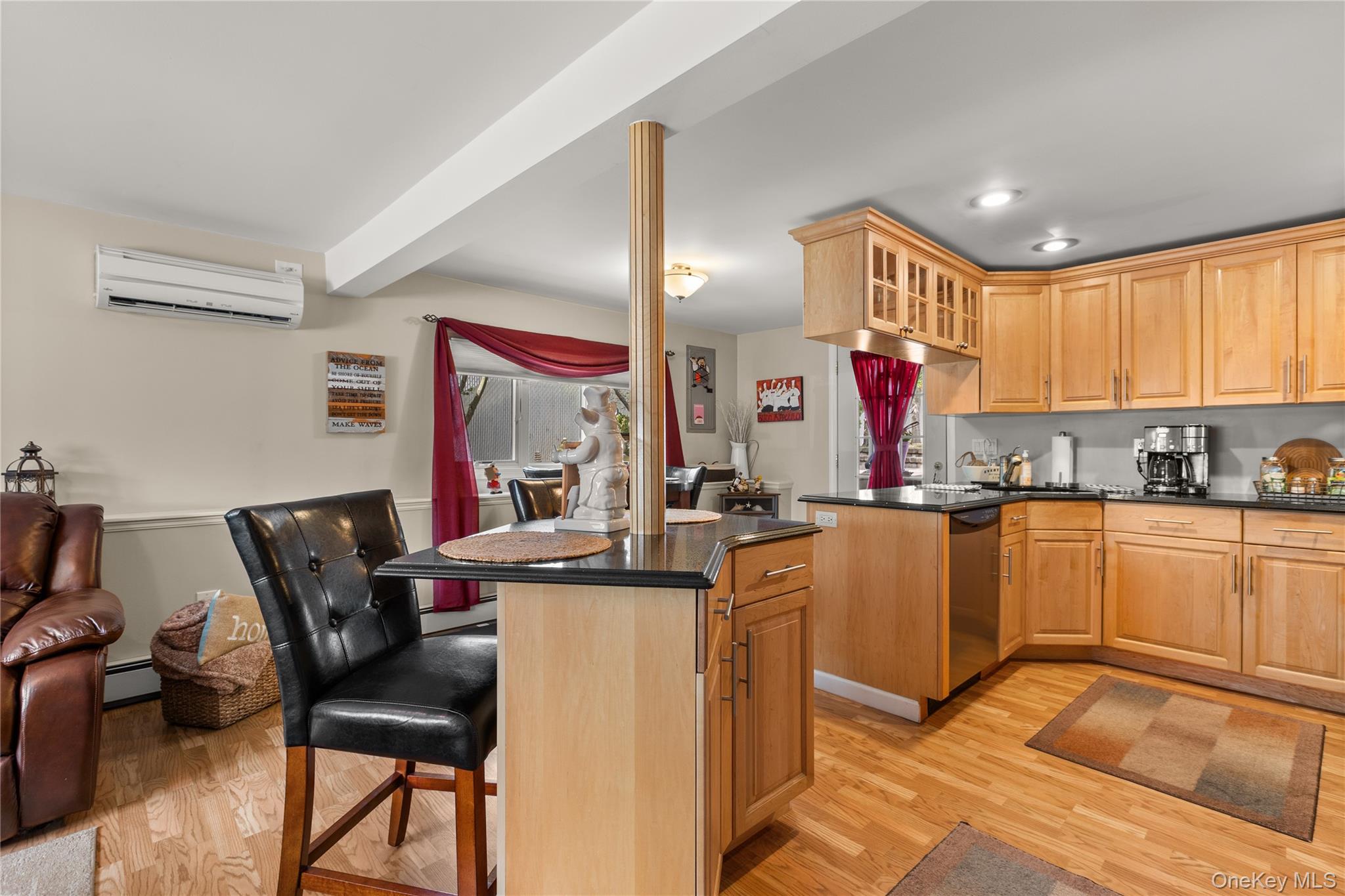 43 Tracy Lane, East Islip, NY 11730