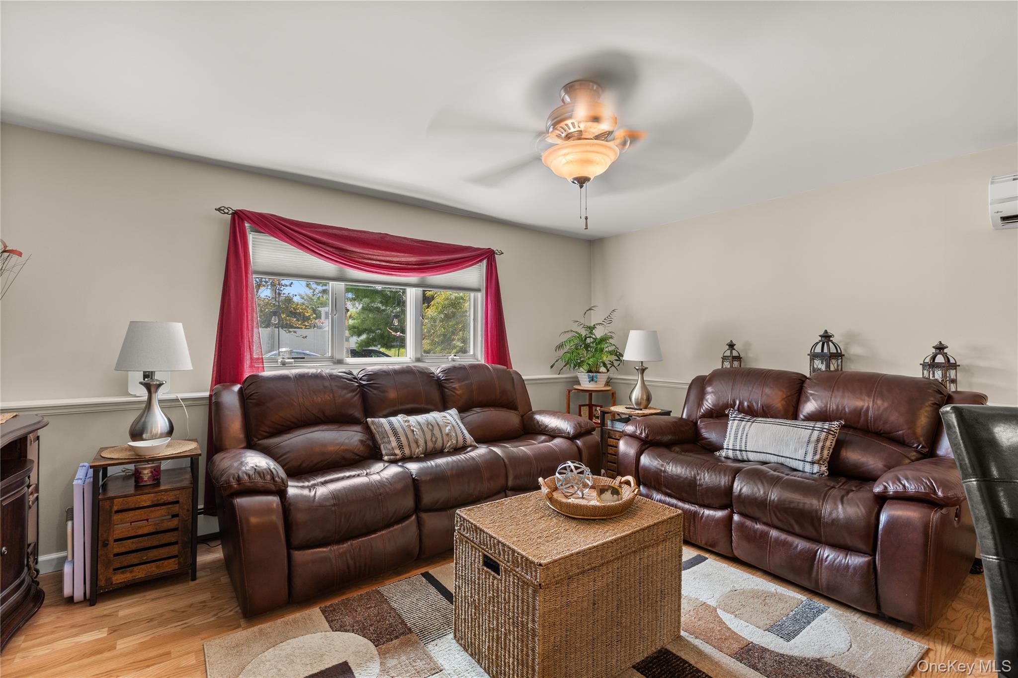 43 Tracy Lane, East Islip, NY 11730