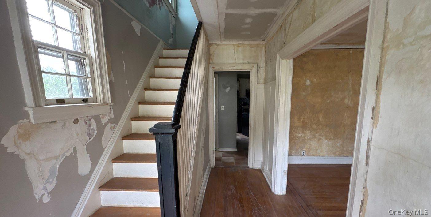 42 Stratford Road, Scarsdale, NY 10583