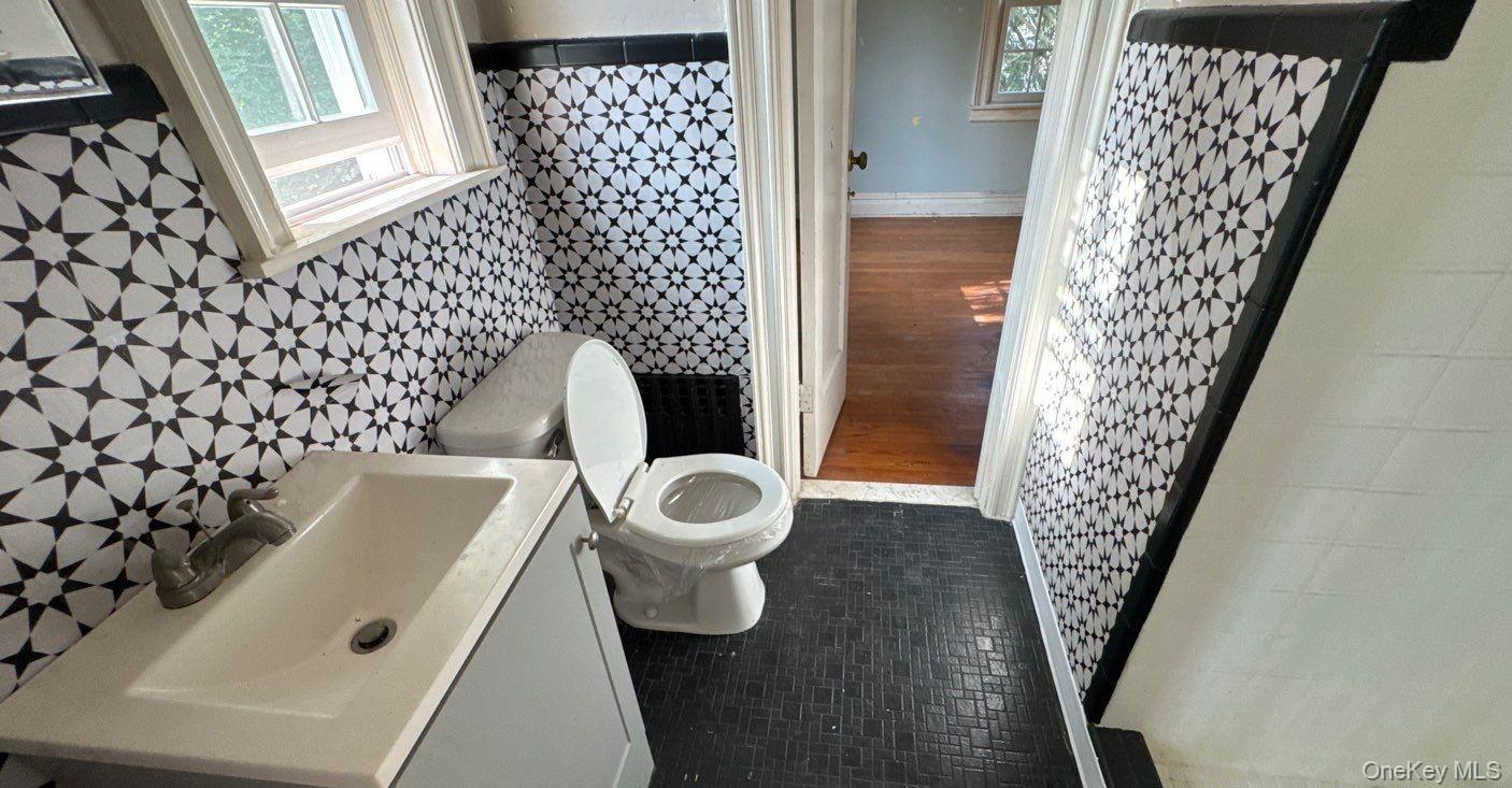 42 Stratford Road, Scarsdale, NY 10583