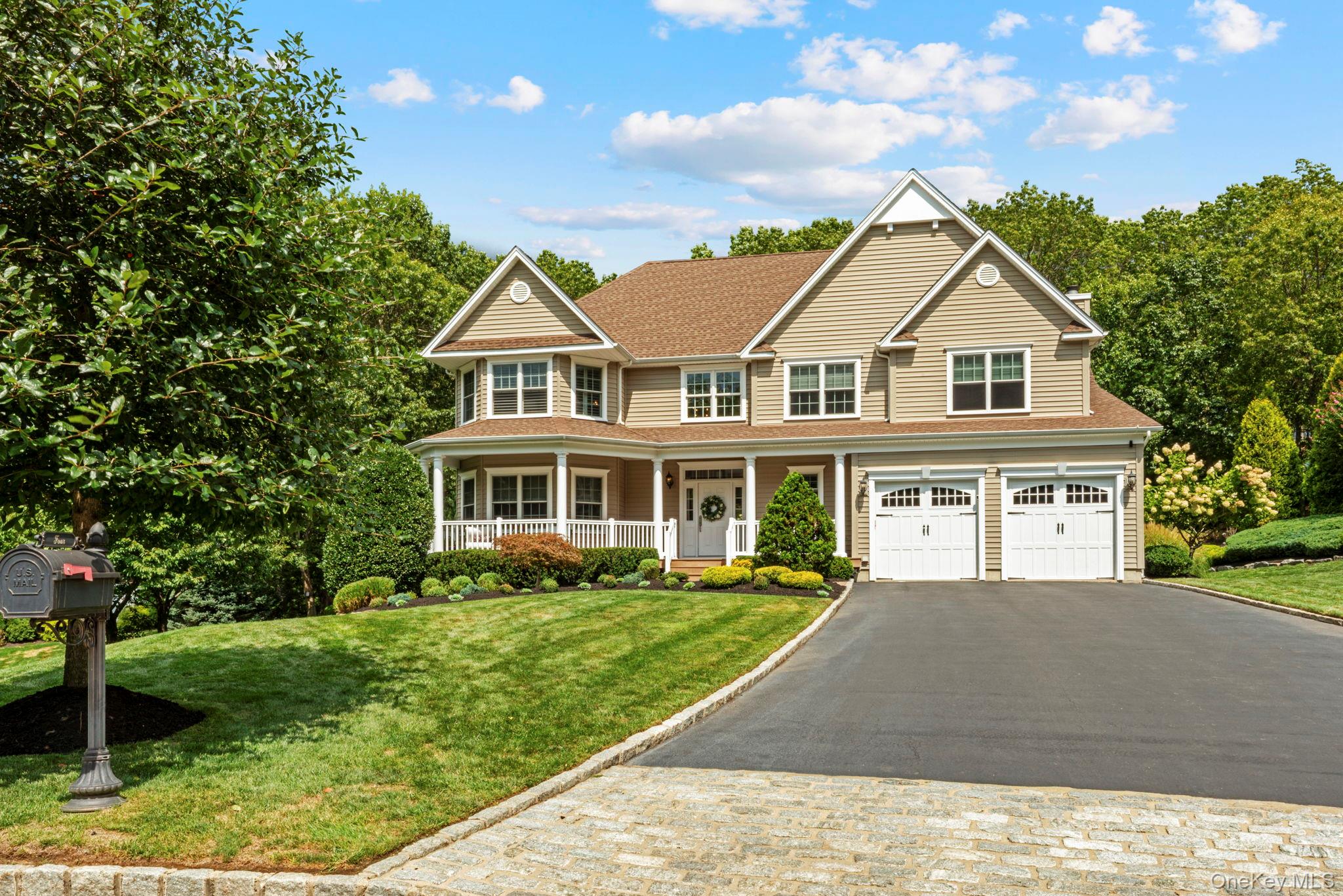 4 Dreamworks Court, Northport, NY 11768
