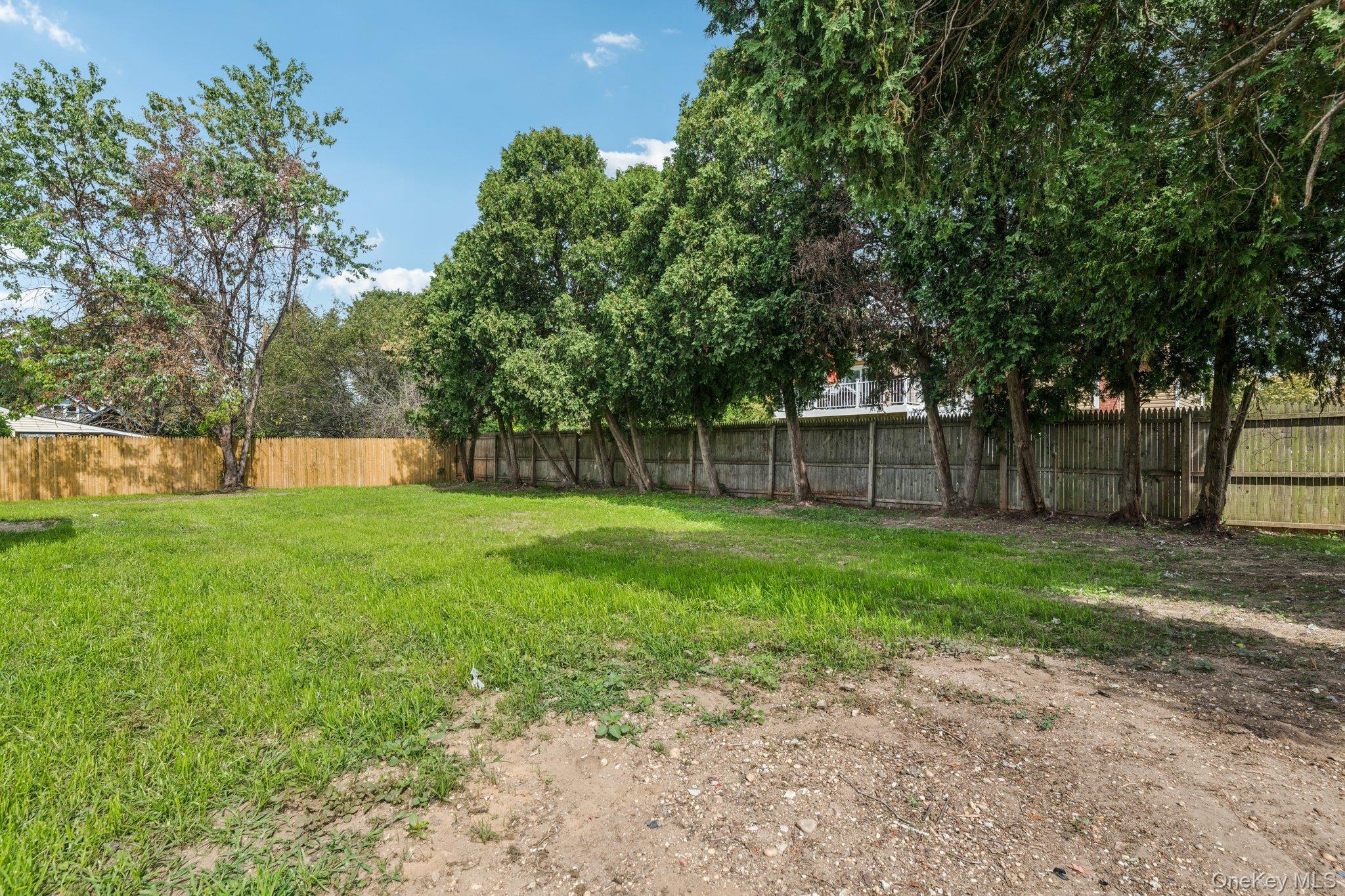 25 Candlewood Road, Bay Shore, NY 11706