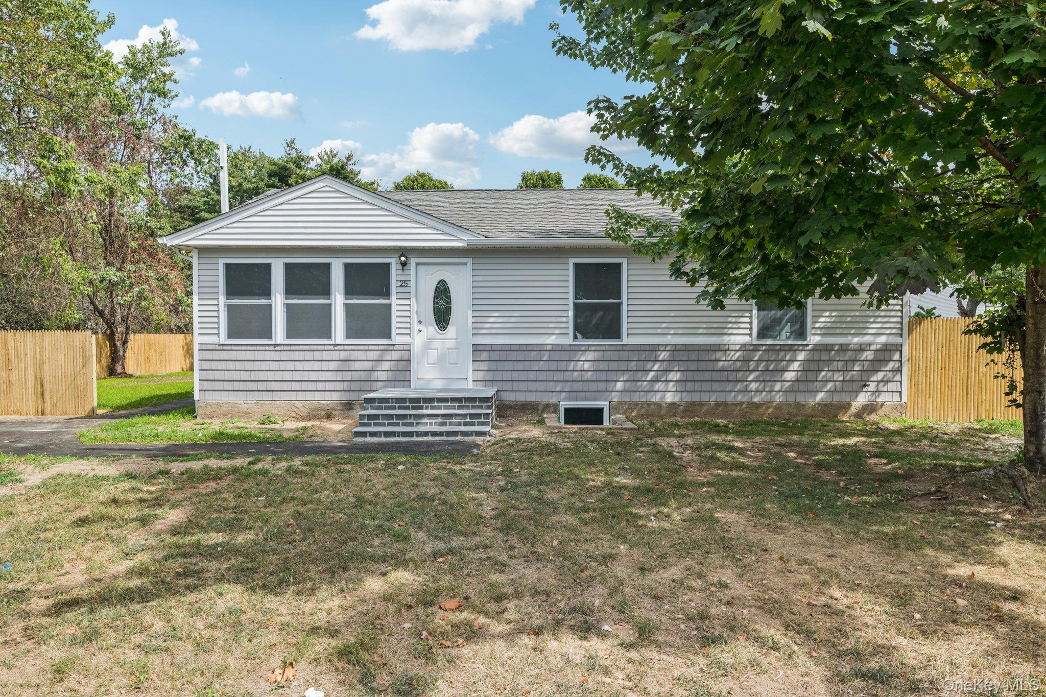 25 Candlewood Road, Bay Shore, NY 11706