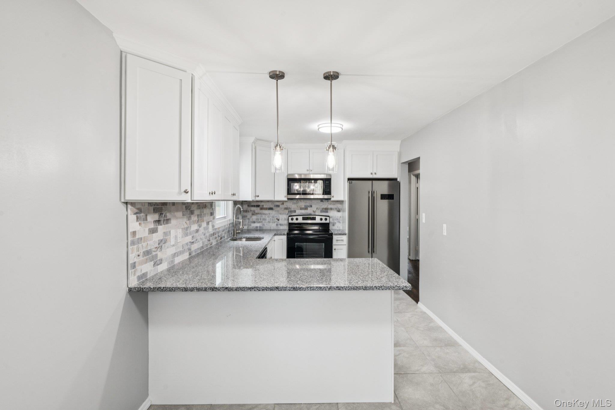 25 Candlewood Road, Bay Shore, NY 11706