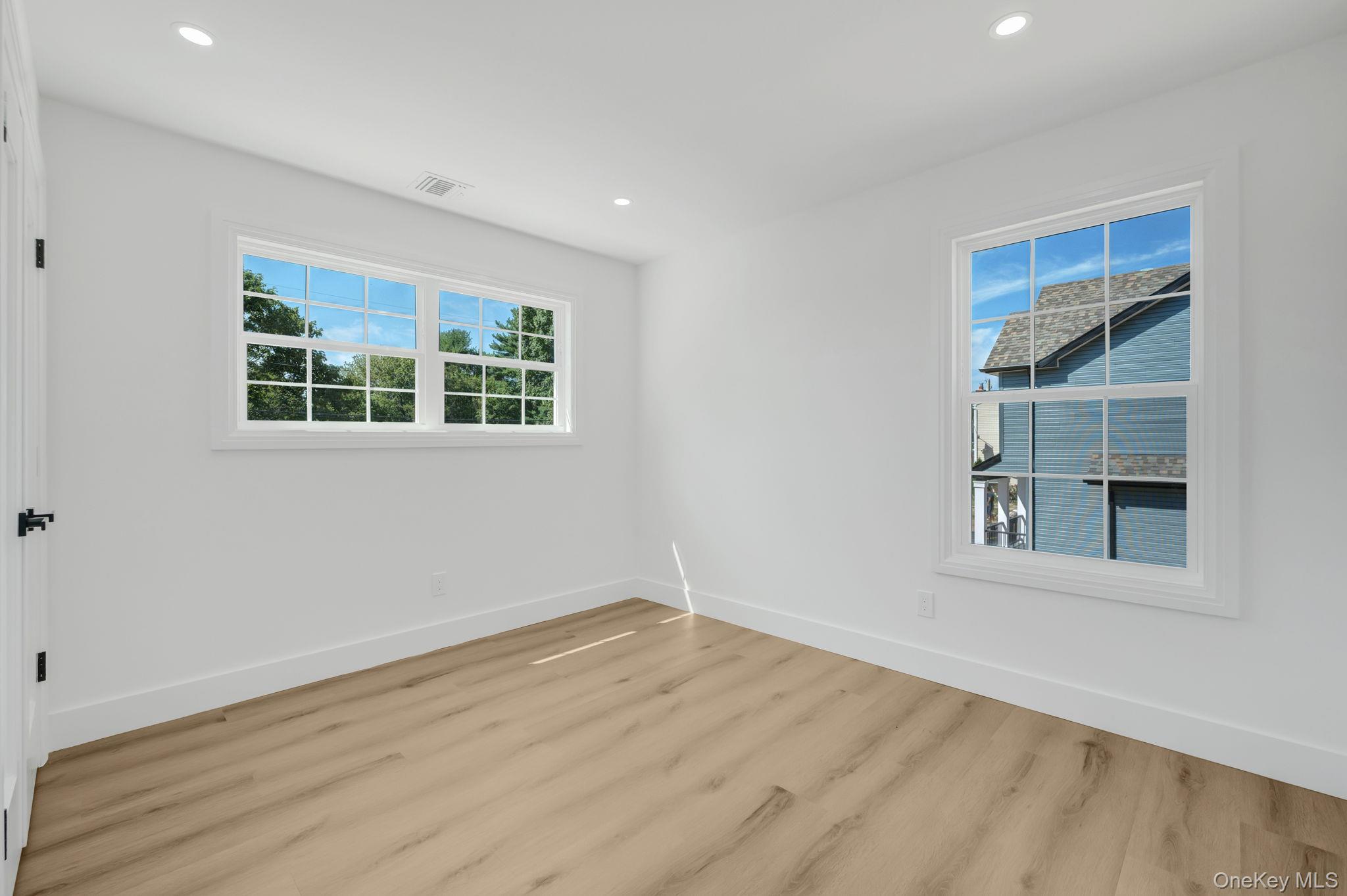 39 Lakeview Drive, Middle Island, NY 11953