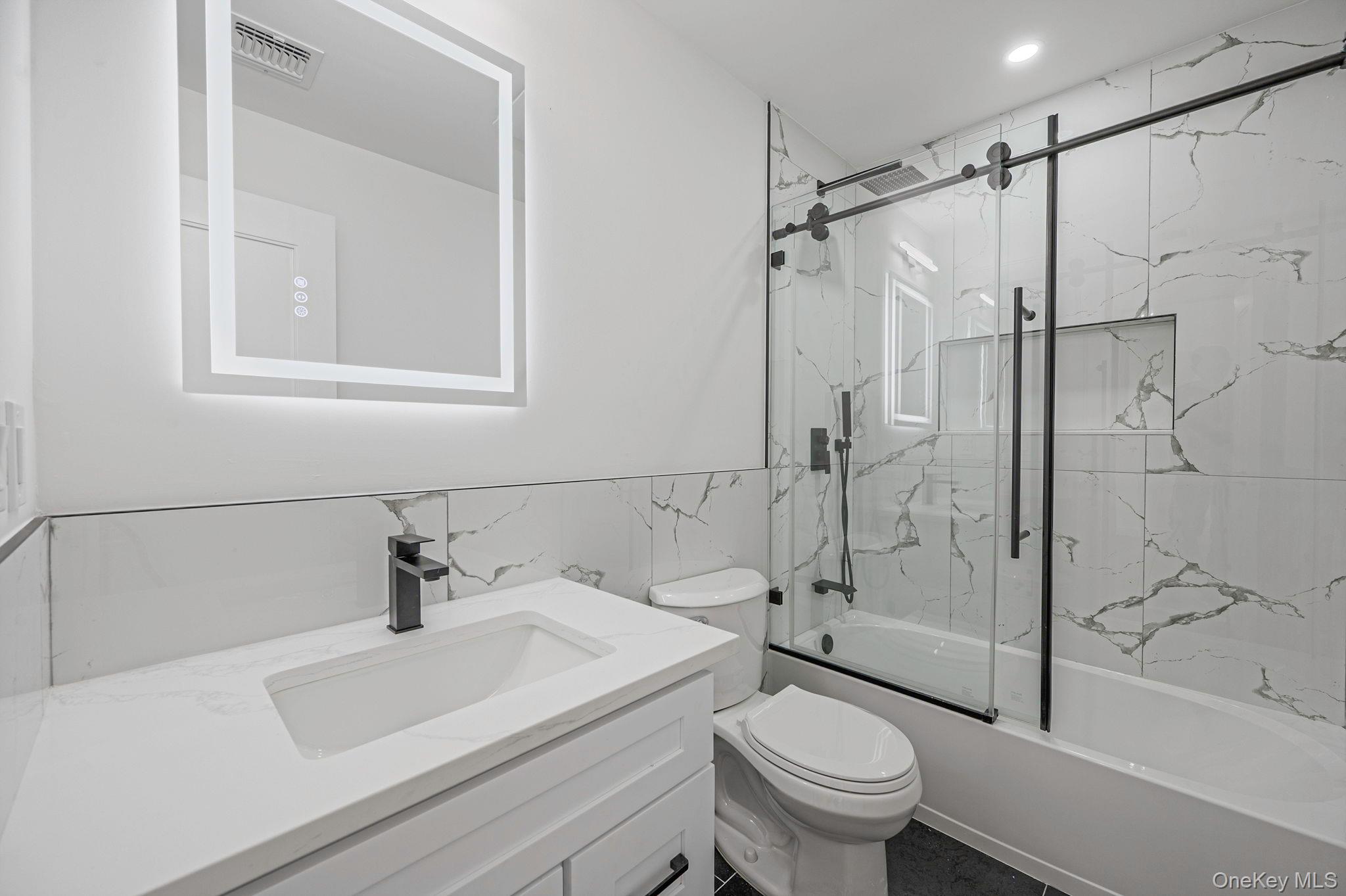 39 Lakeview Drive, Middle Island, NY 11953