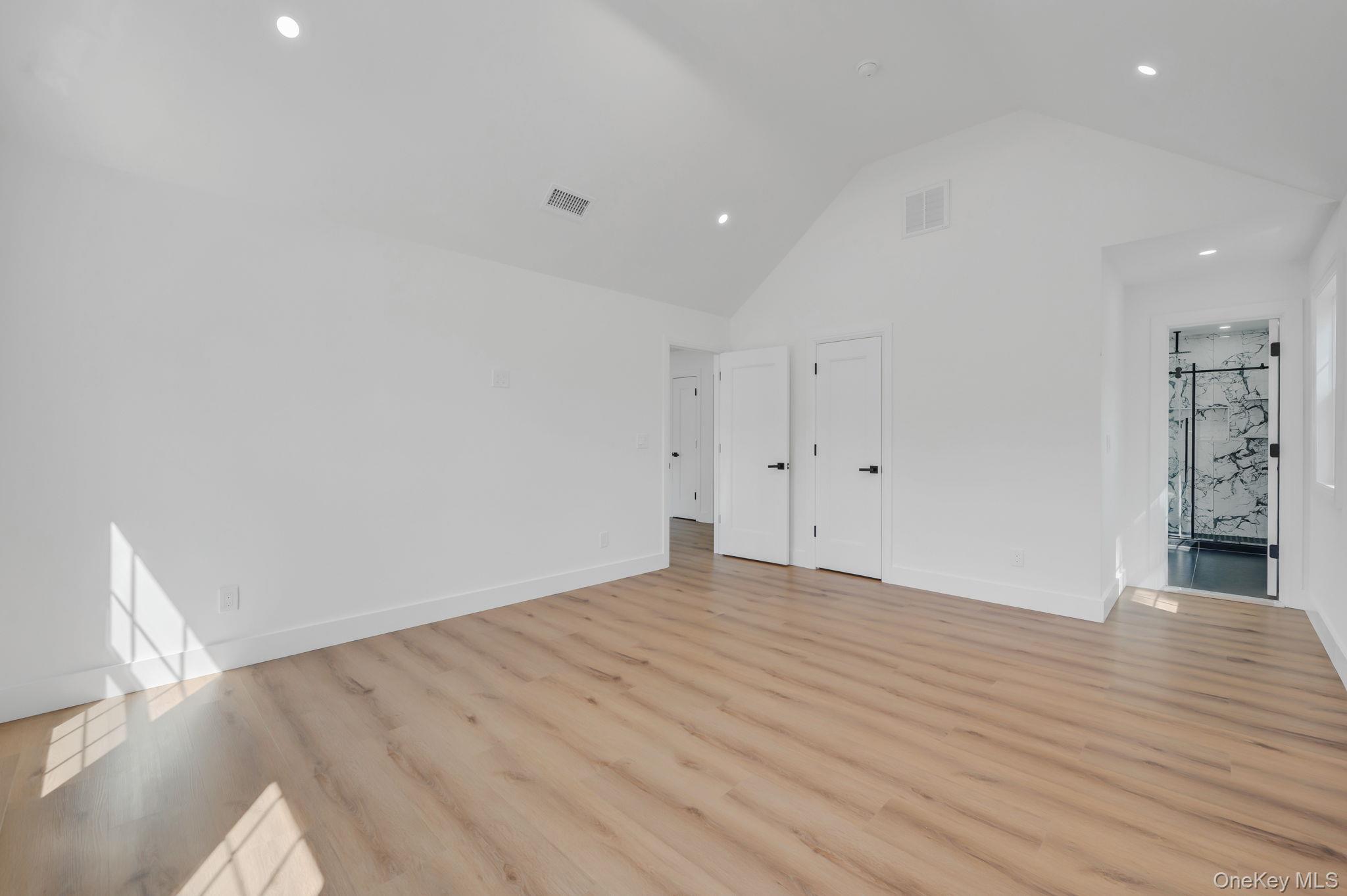 39 Lakeview Drive, Middle Island, NY 11953