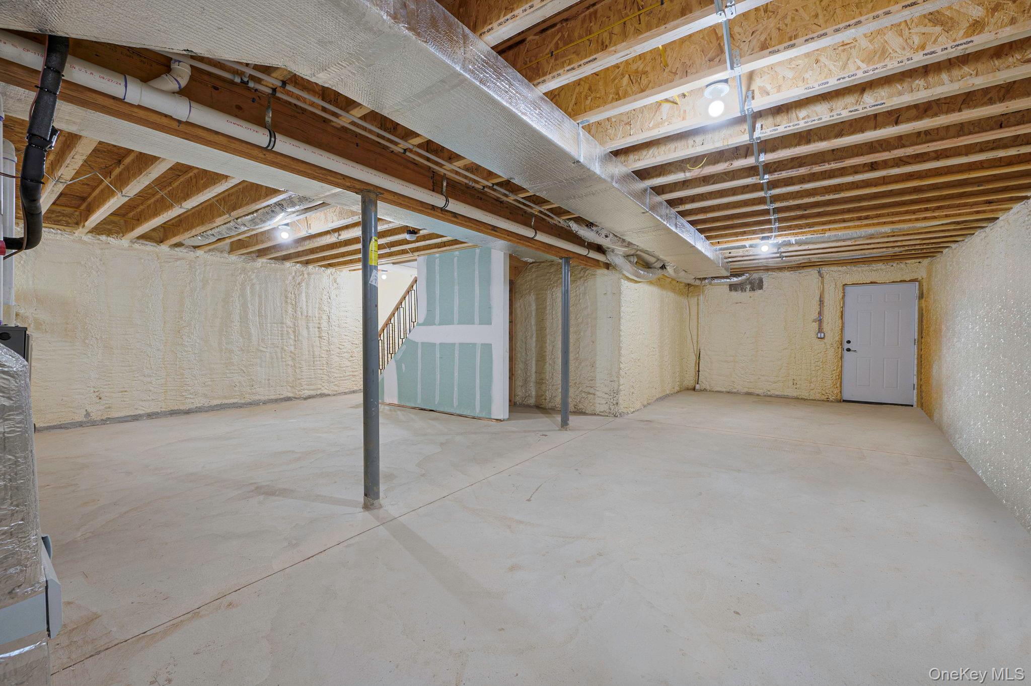 39 Lakeview Drive, Middle Island, NY 11953