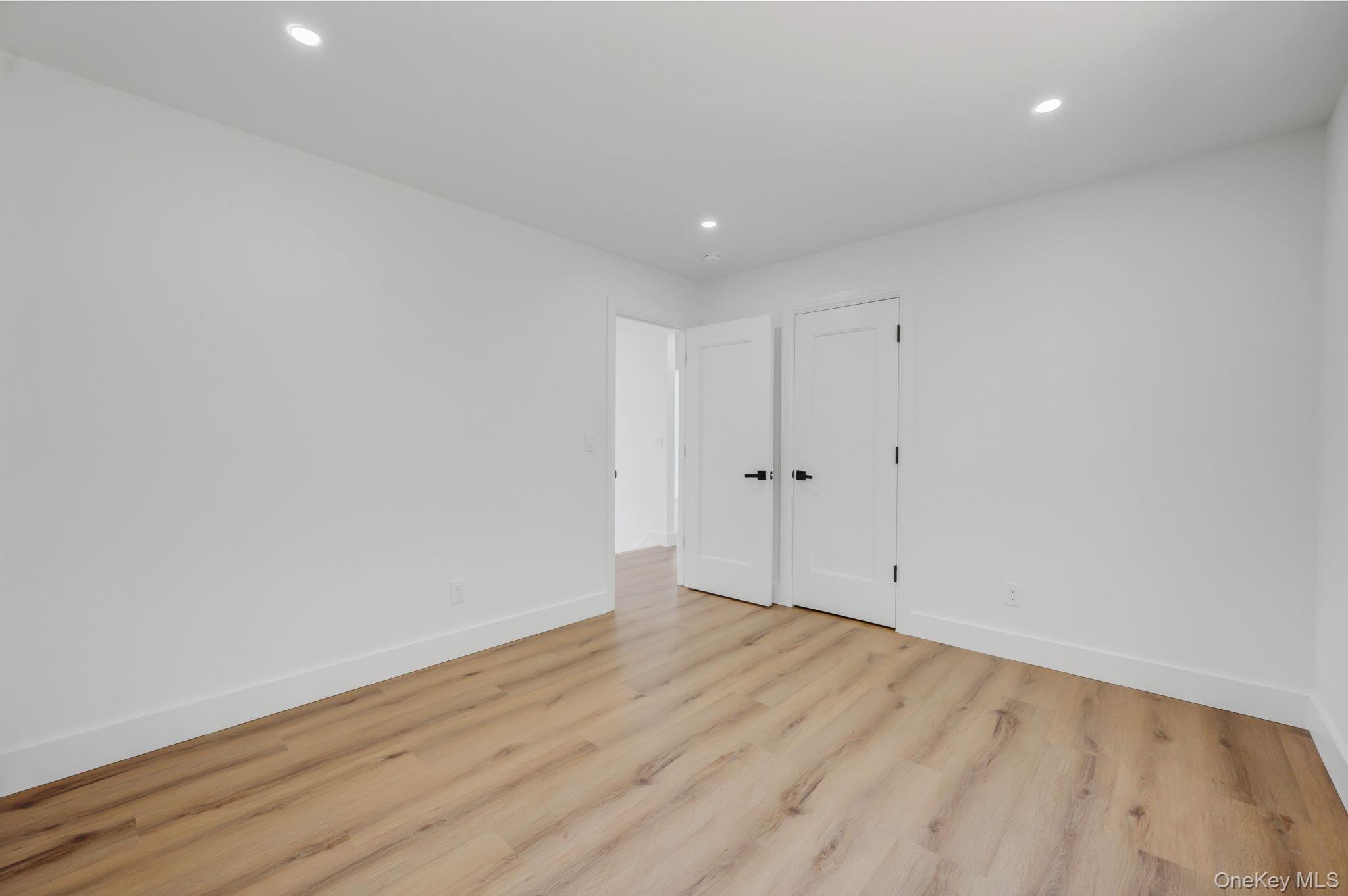 39 Lakeview Drive, Middle Island, NY 11953