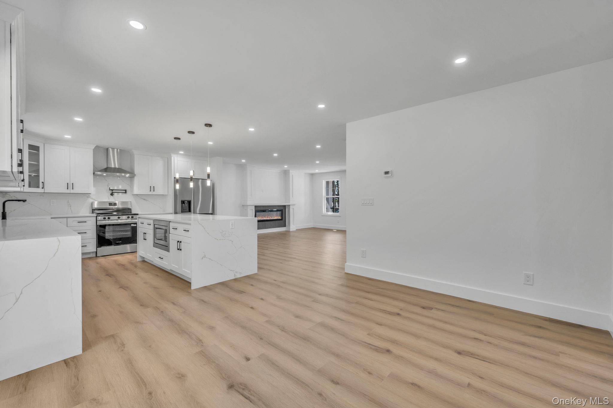 39 Lakeview Drive, Middle Island, NY 11953