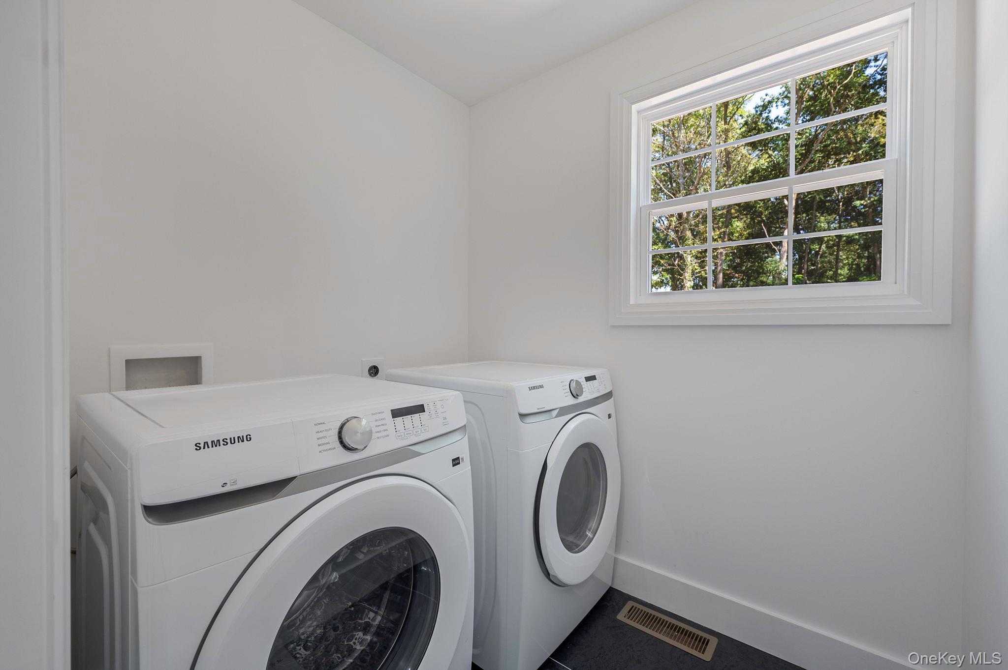 39 Lakeview Drive, Middle Island, NY 11953