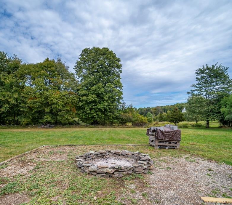 560 Winding Hill Road, Montgomery, NY 12549