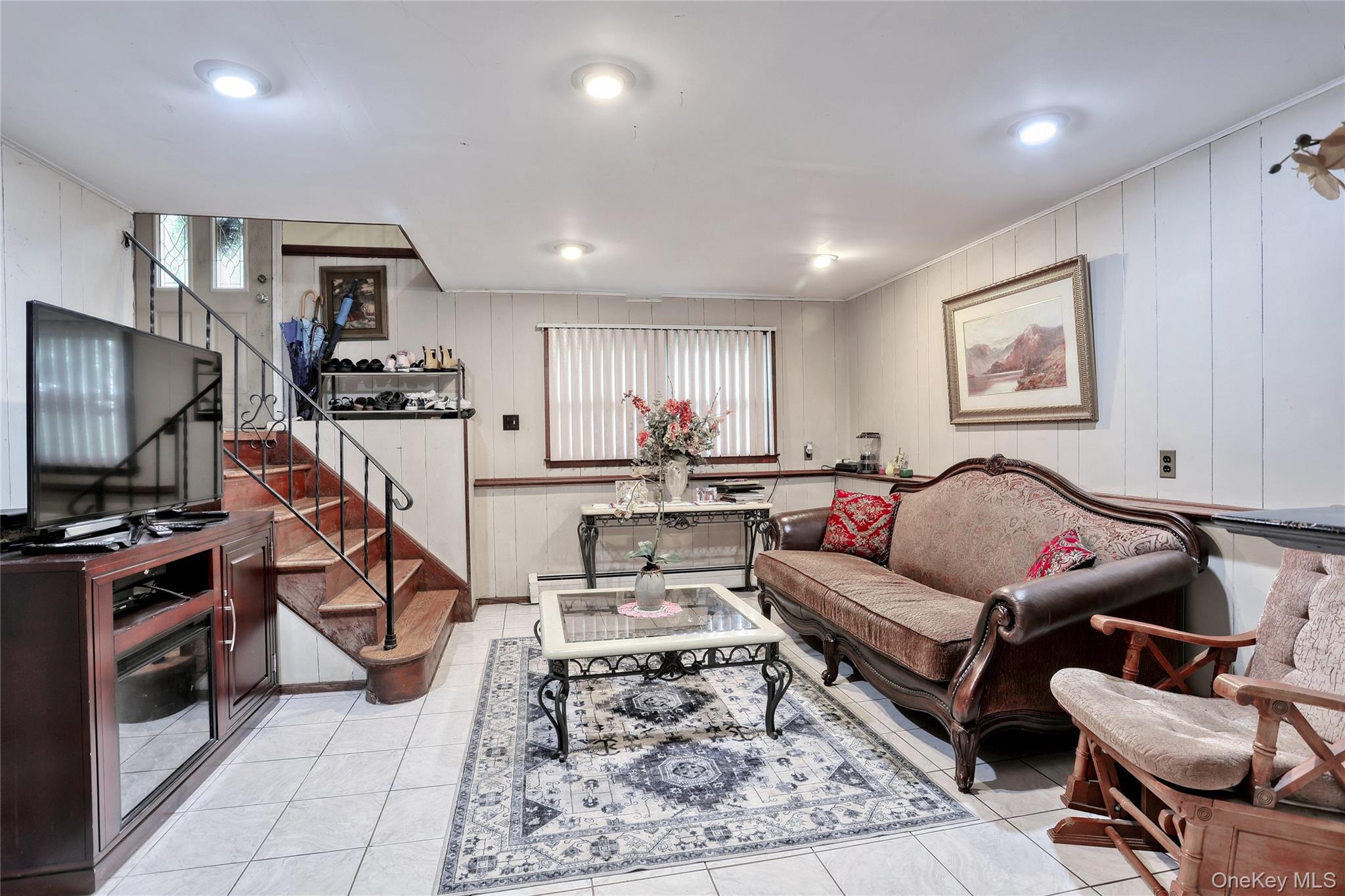 40 Eastbourne Drive, Chestnut Ridge, NY 10977