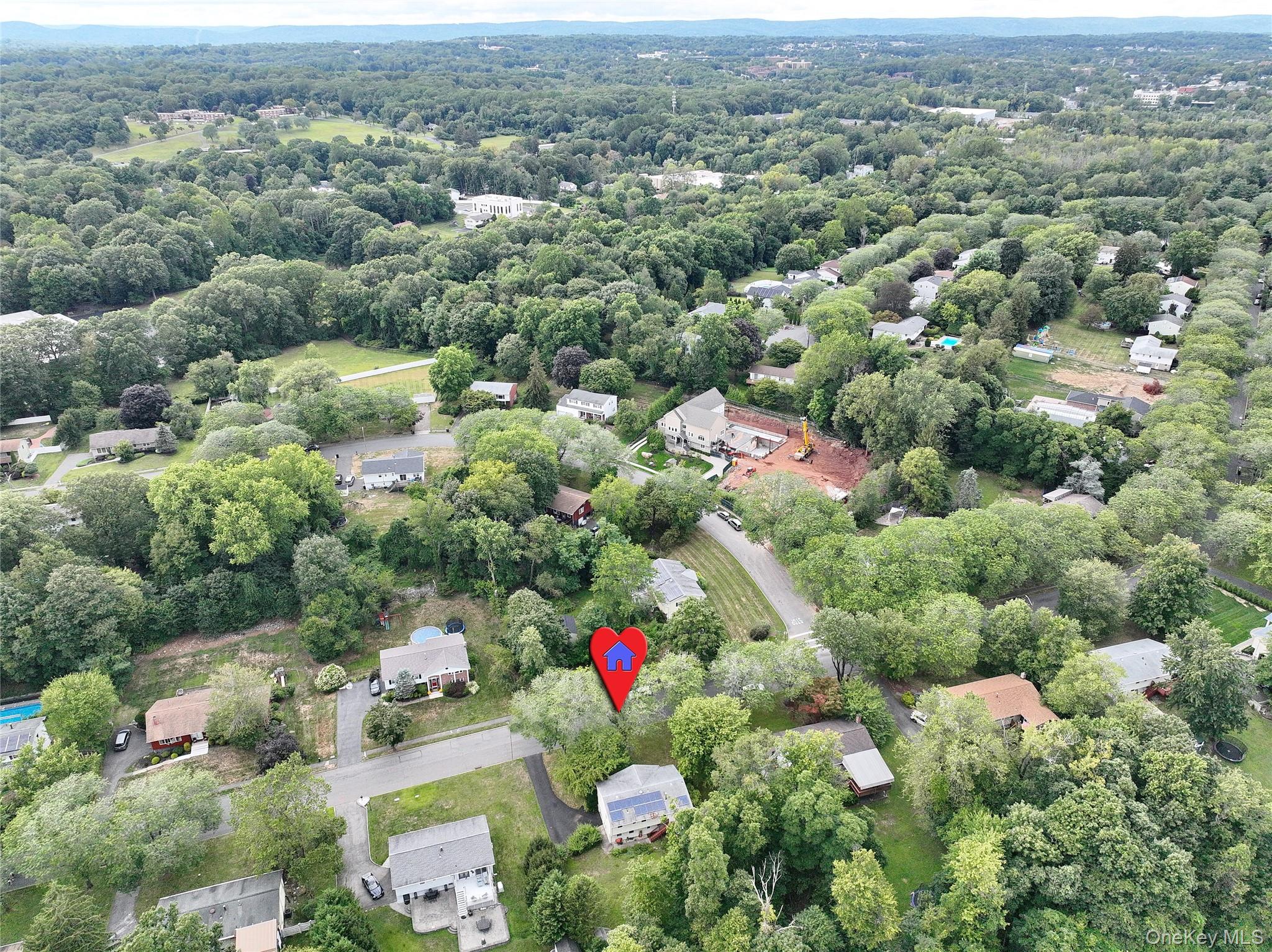 40 Eastbourne Drive, Chestnut Ridge, NY 10977