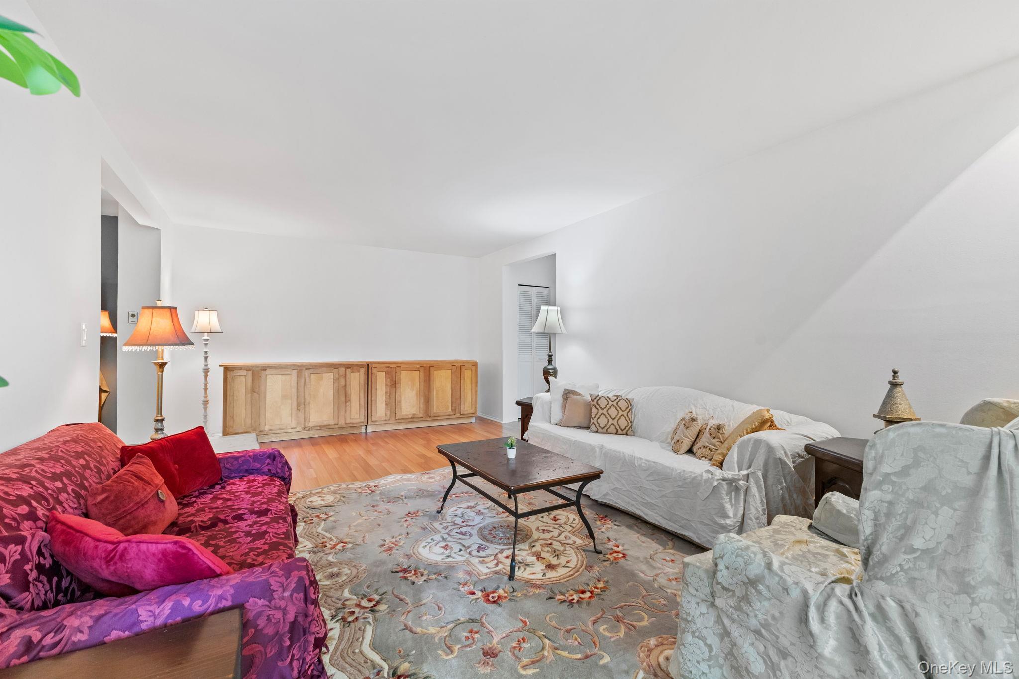 26 Fieldstone Drive # 5B, Hartsdale, NY 10530