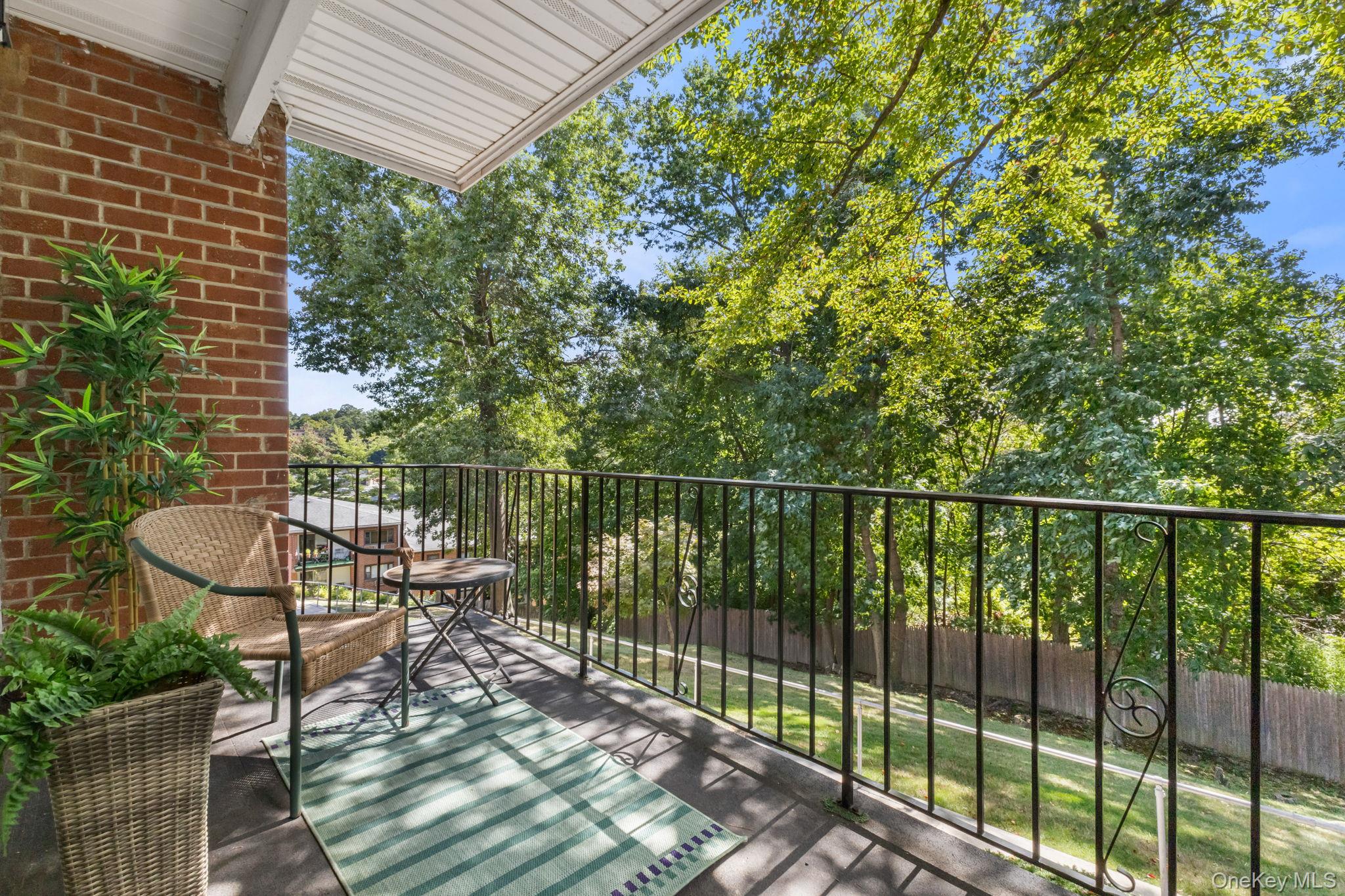 26 Fieldstone Drive # 5B, Hartsdale, NY 10530