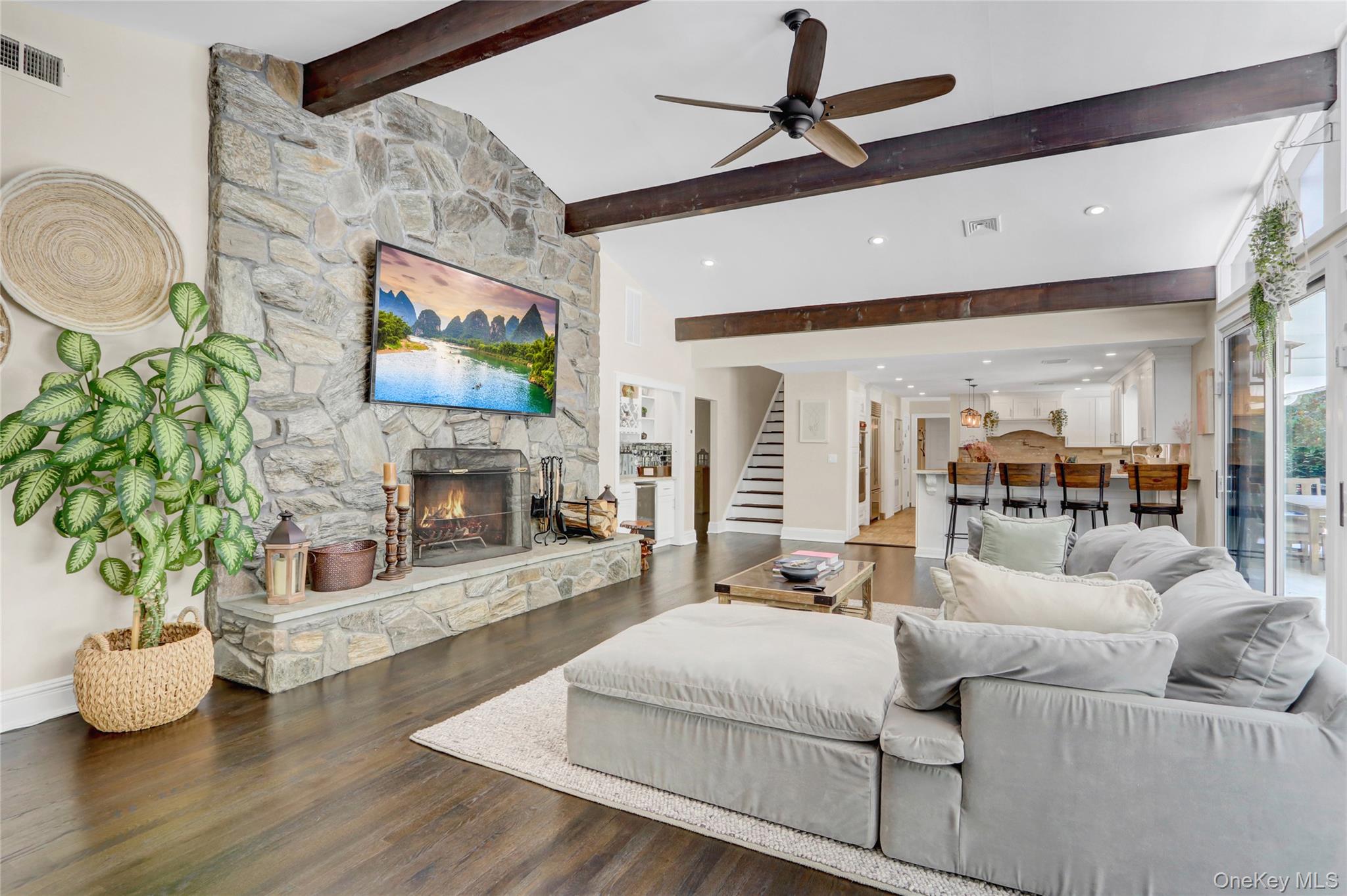 339 Meadow Lane, Mill Neck, NY 11765