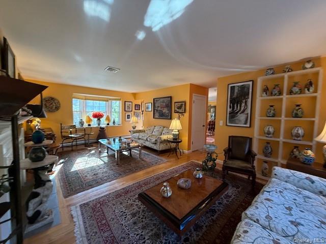 9 Beadart Place, Hyde Park, NY 12538