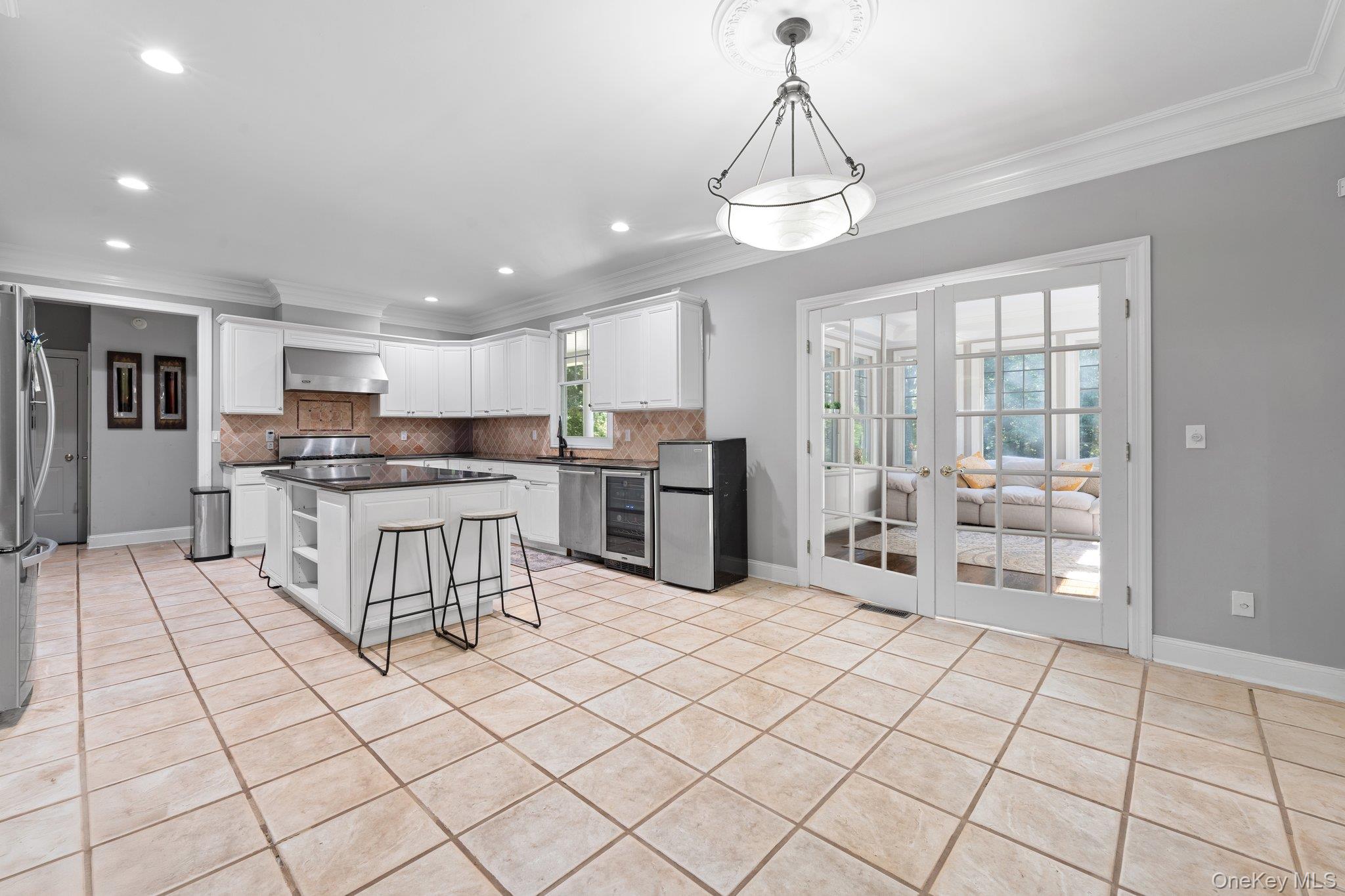 18 Watercrest Court, Head Of The Harbor, NY 11780