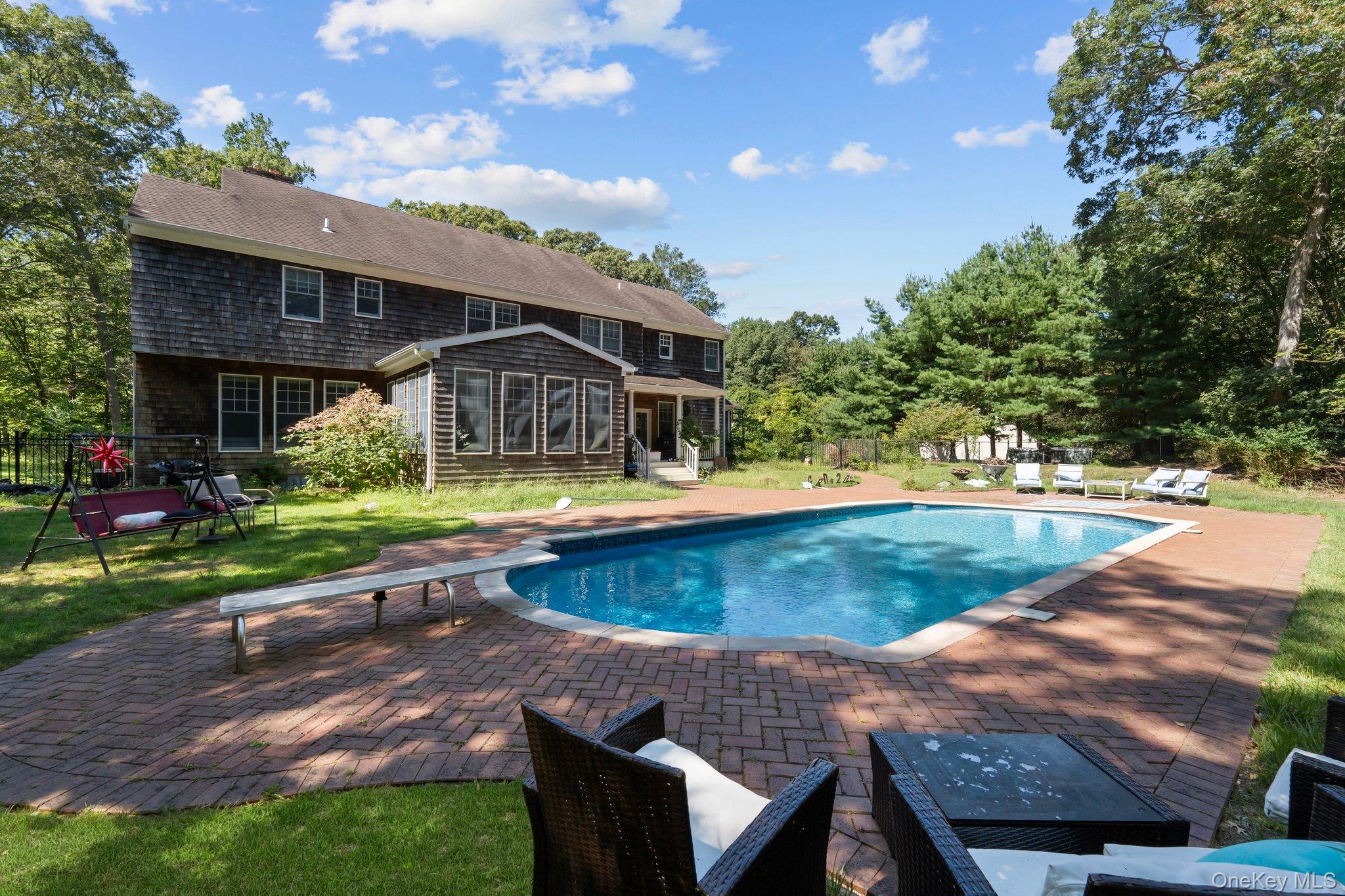 18 Watercrest Court, Head Of The Harbor, NY 11780