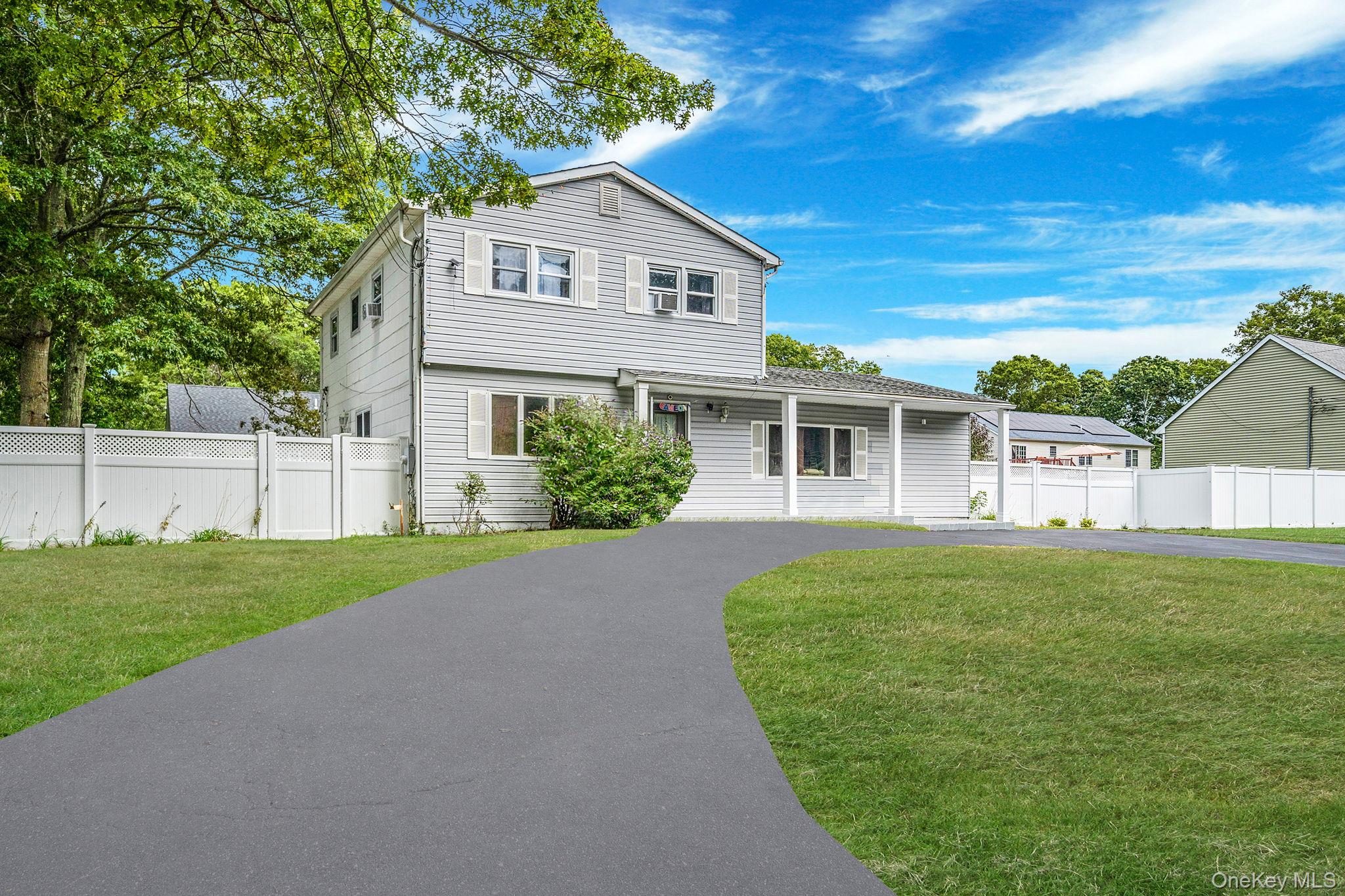 43 Hampton Avenue, Mastic, NY 11950