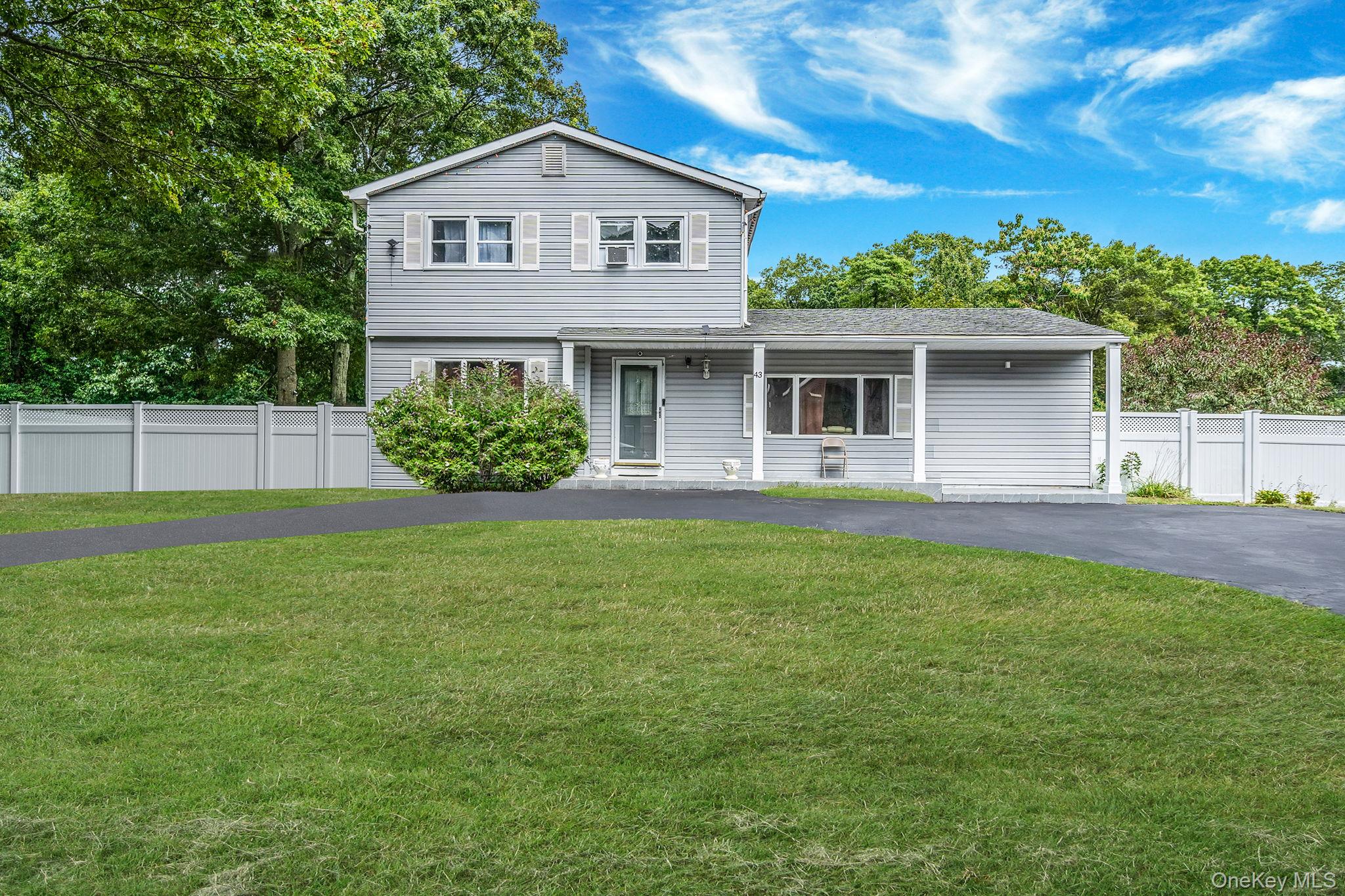 43 Hampton Avenue, Mastic, NY 11950