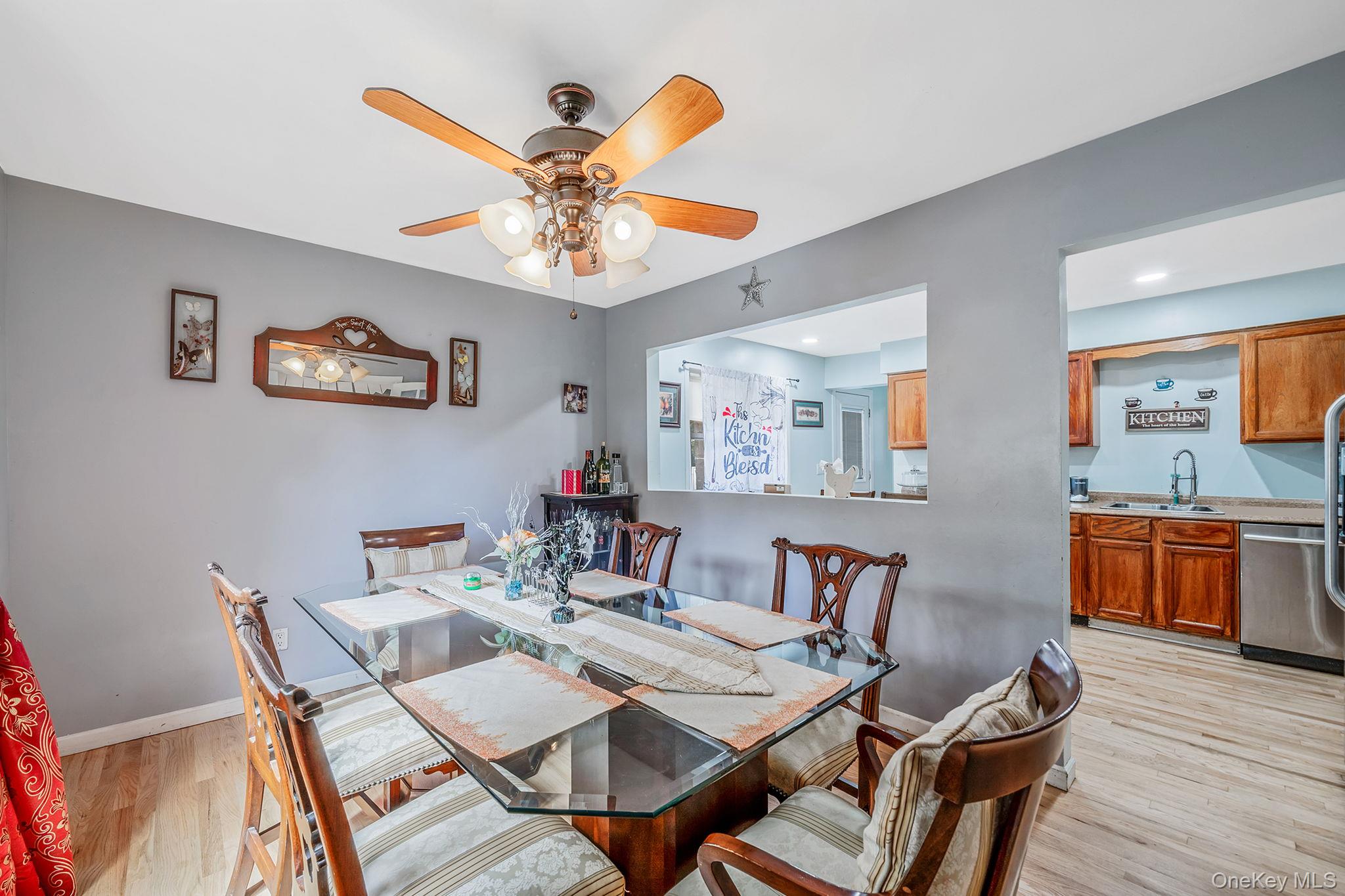 43 Hampton Avenue, Mastic, NY 11950