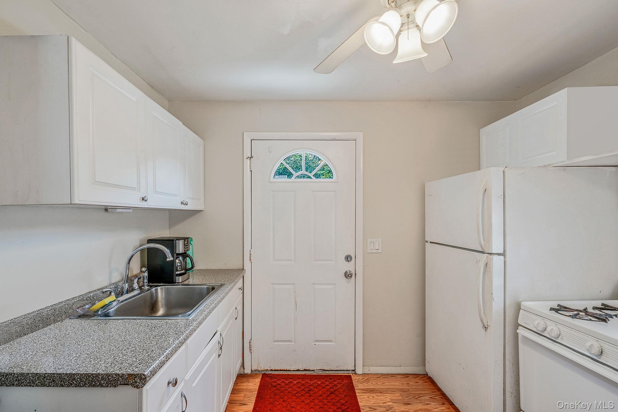 43 Hampton Avenue, Mastic, NY 11950