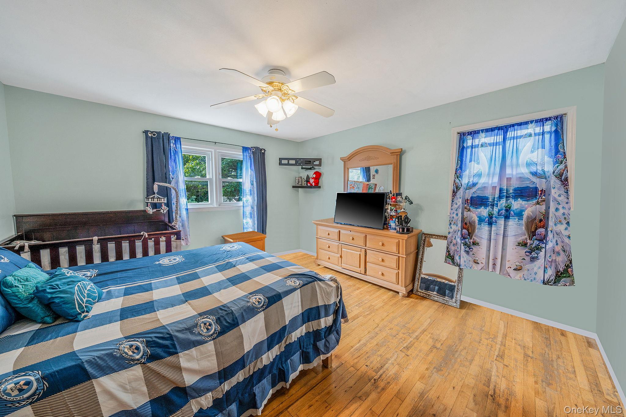 43 Hampton Avenue, Mastic, NY 11950