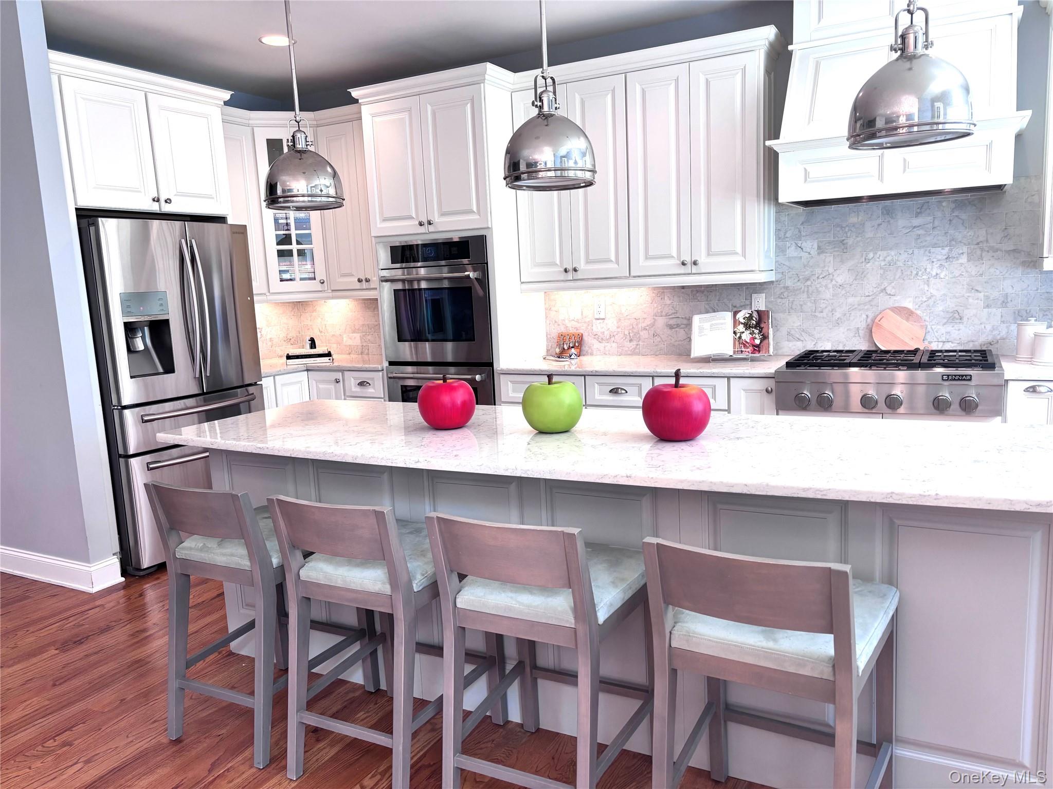 29 Cheshire Lane, Scarsdale, NY 10583