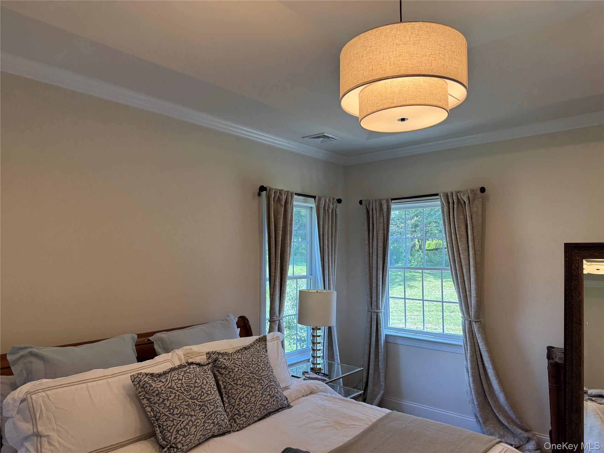 29 Cheshire Lane, Scarsdale, NY 10583