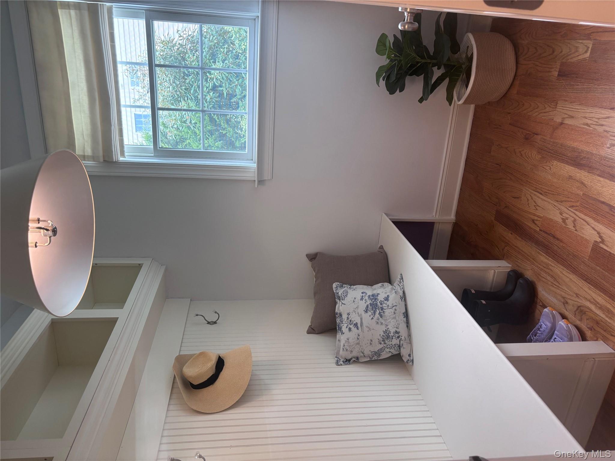 29 Cheshire Lane, Scarsdale, NY 10583